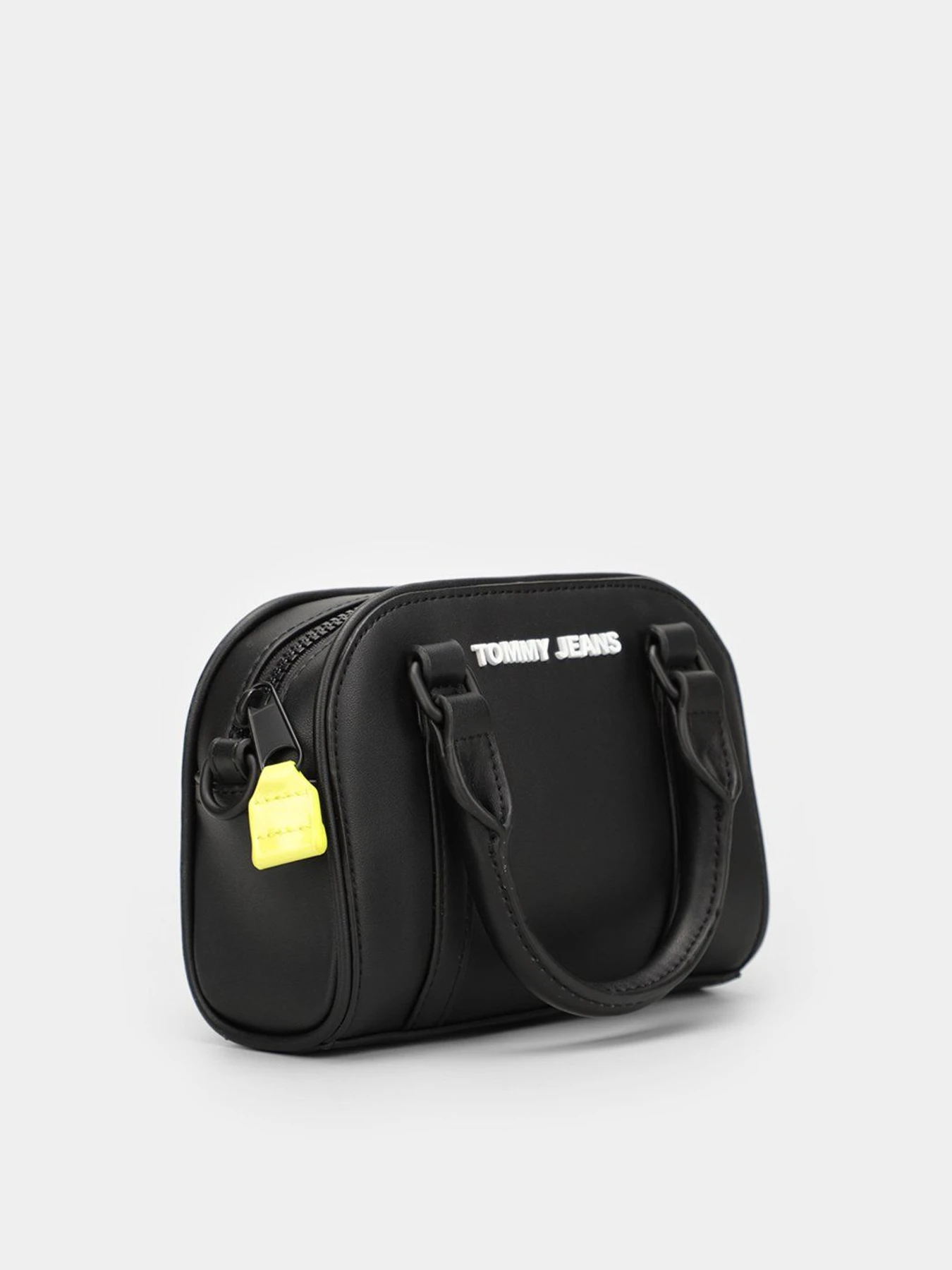Сумки Tommy Hilfiger модель AW0AW10669-BDS Сумки Tommy Hilfiger модель AW0AW10669-BDS Фото