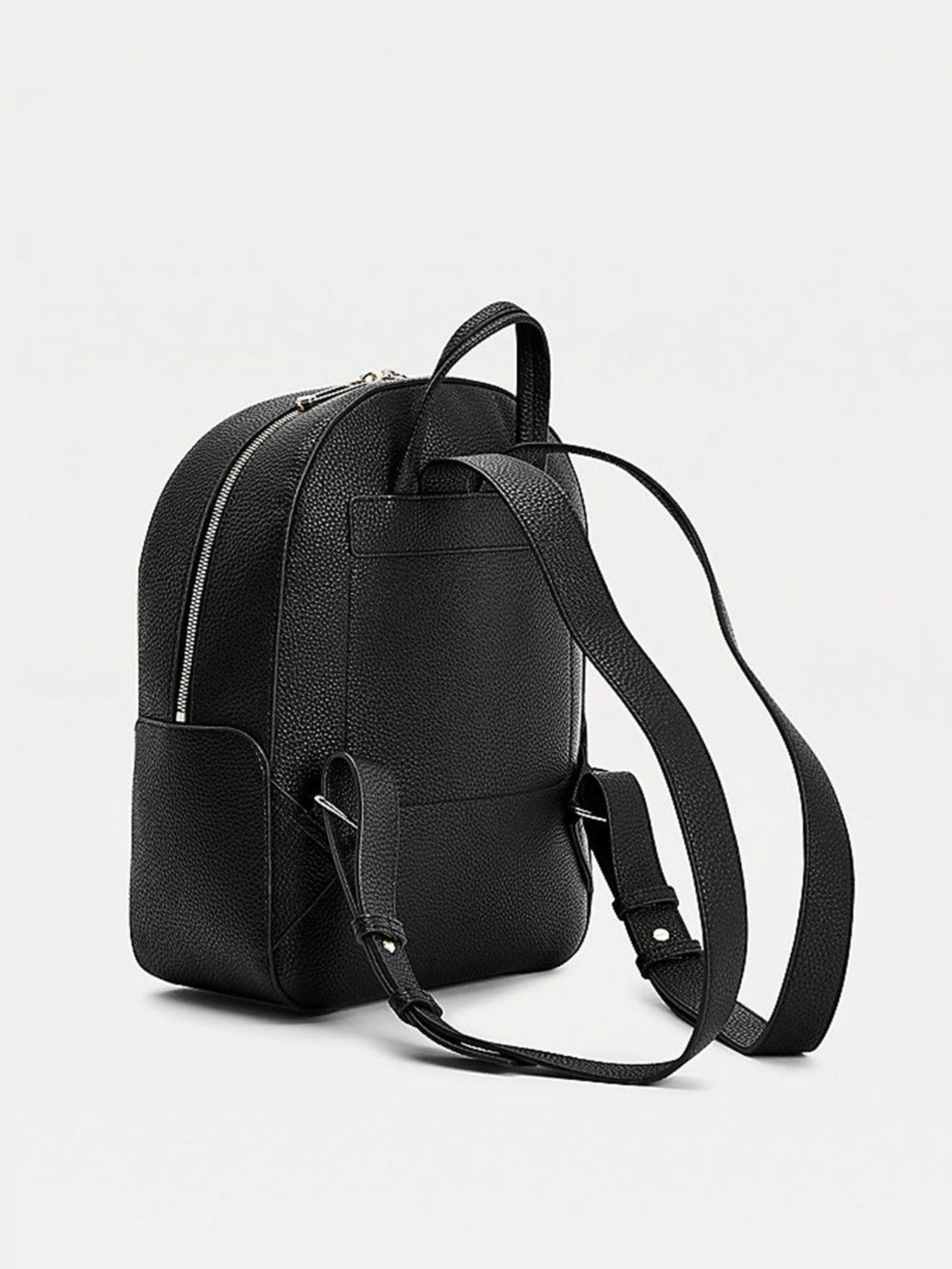 Рюкзаки Tommy Hilfiger модель AW0AW10096-DW5 Рюкзаки Tommy Hilfiger модель AW0AW10096-DW5 Фото