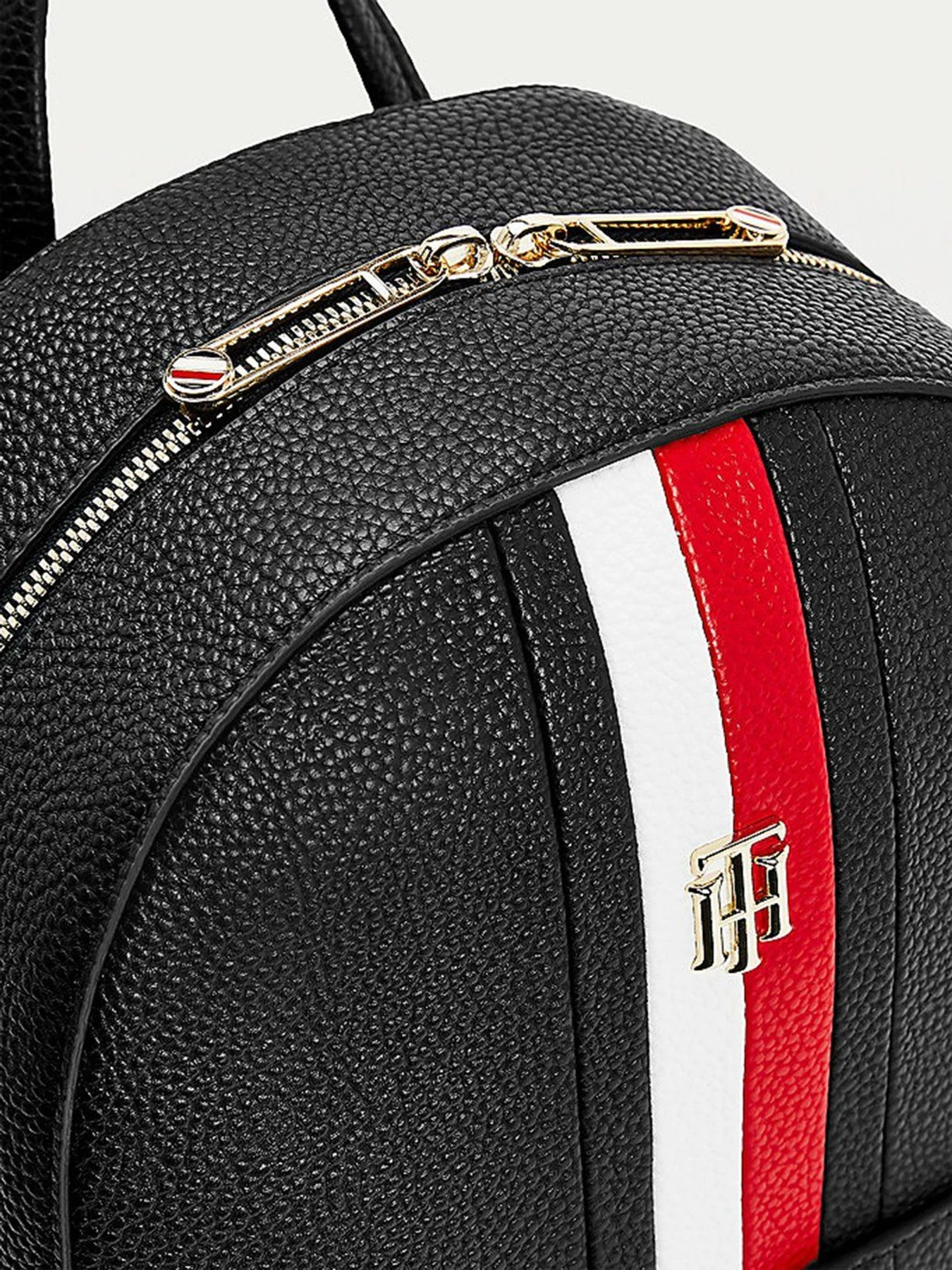 Рюкзаки Tommy Hilfiger модель AW0AW10096-DW5 Рюкзаки Tommy Hilfiger модель AW0AW10096-DW5 Фото