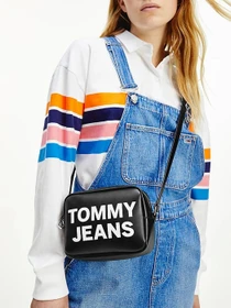 Сумки Tommy Hilfiger модель AW0AW10152-BDS Фото