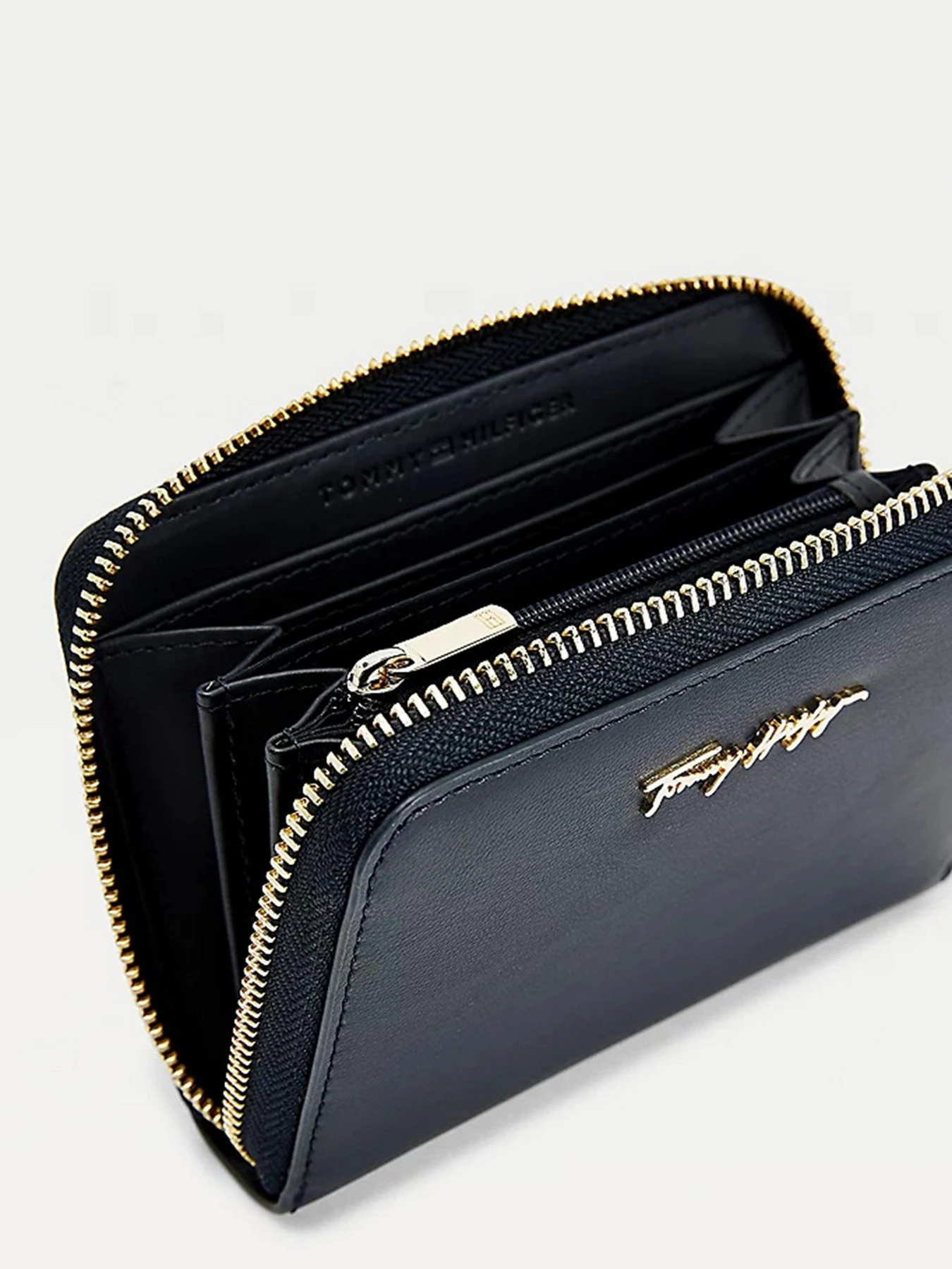 Кошельки Tommy Hilfiger модель AW0AW10370-DW5 Фото