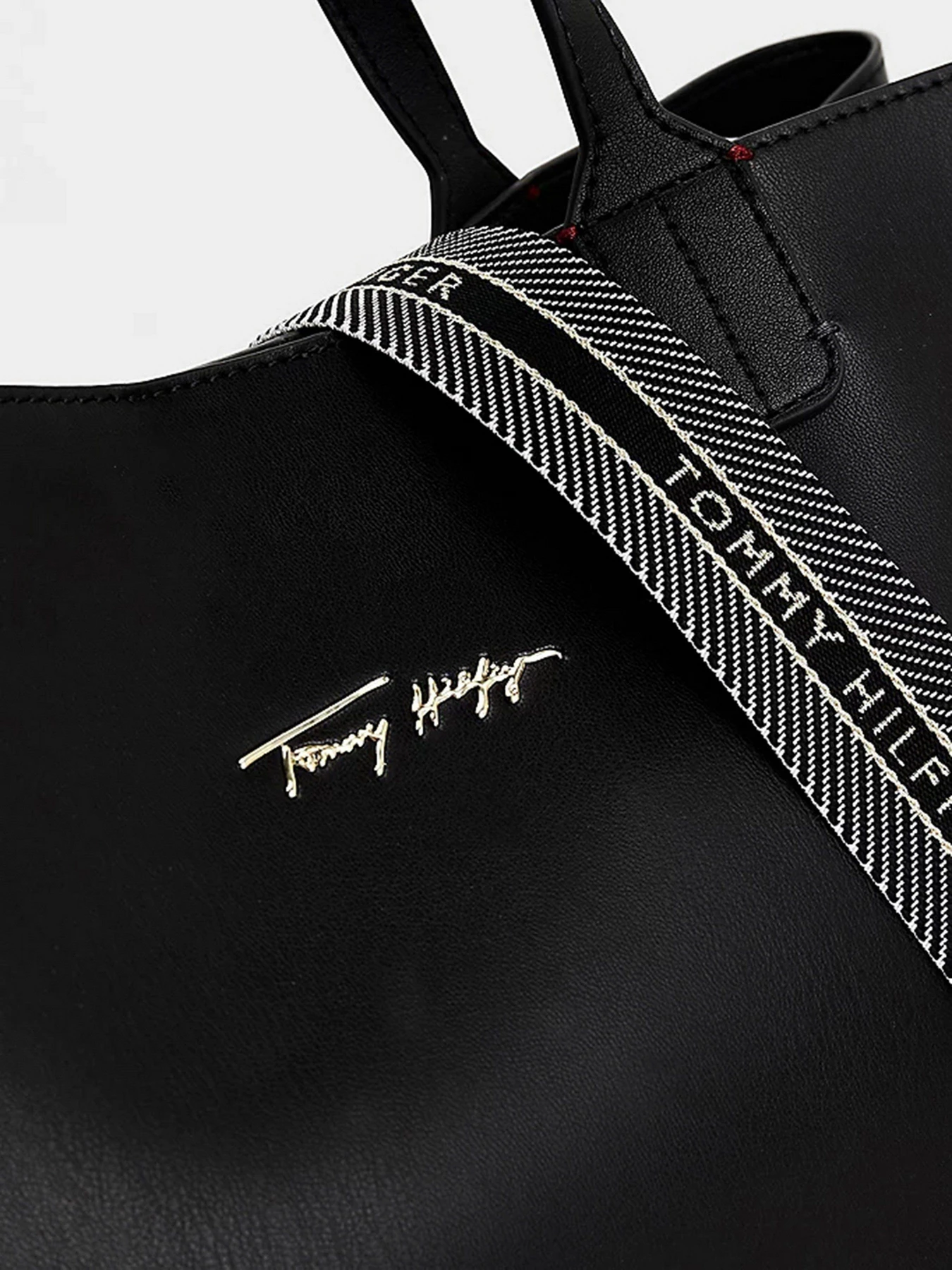 Сумки Tommy Hilfiger модель AW0AW11103-BDS Сумки Tommy Hilfiger модель AW0AW11103-BDS Фото