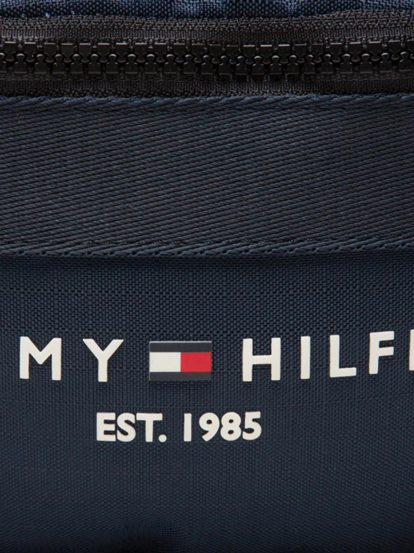 Сумки Tommy Hilfiger модель AM0AM08097-DW5 Сумки Tommy Hilfiger модель AM0AM08097-DW5 Фото