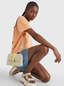Сумки Tommy Hilfiger модель AW0AW11793-ACM Фото