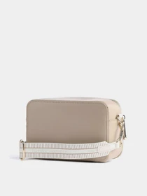 Сумки Tommy Hilfiger модель AW0AW12012-AEG Фото