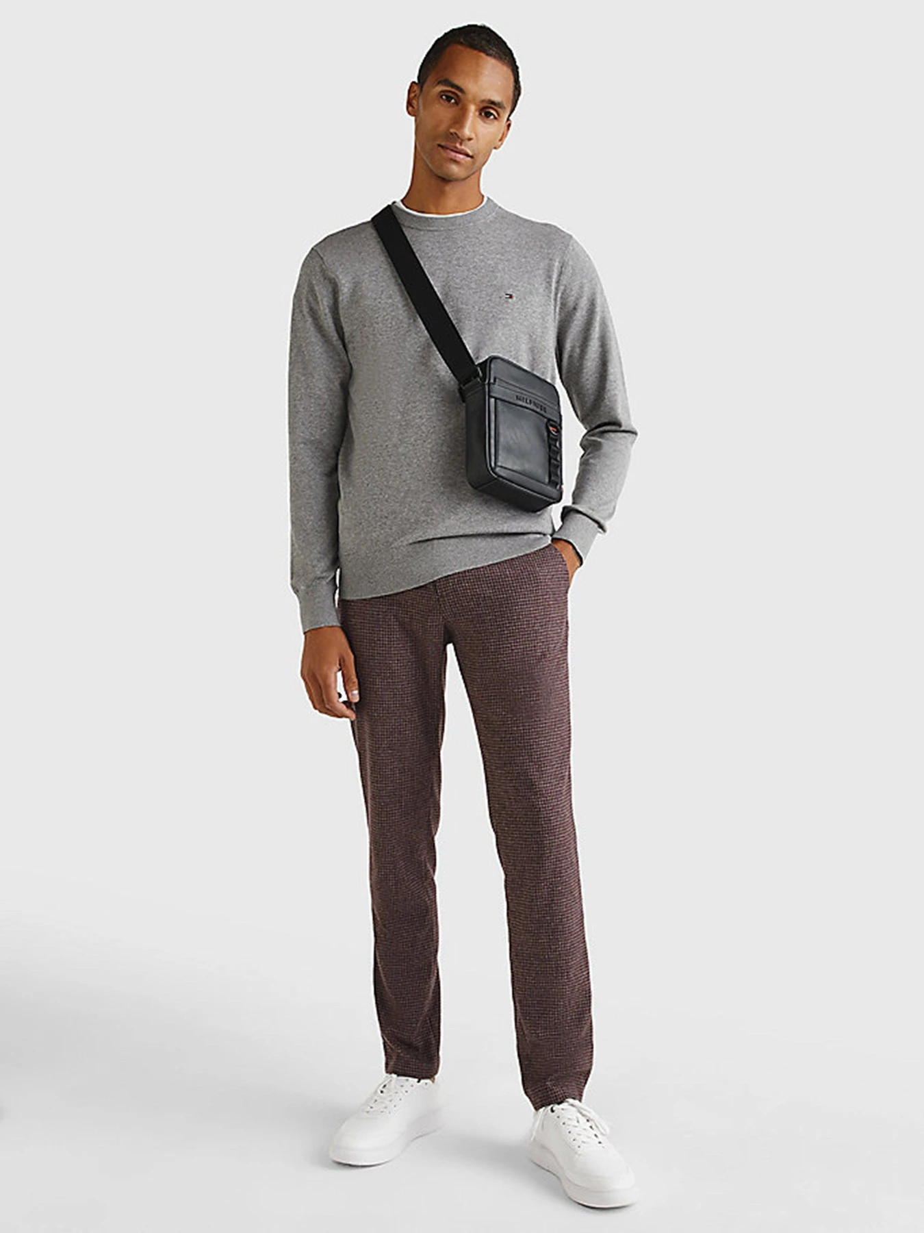 Сумки Tommy Hilfiger модель AM0AM10285-BDS Сумки Tommy Hilfiger модель AM0AM10285-BDS Фото