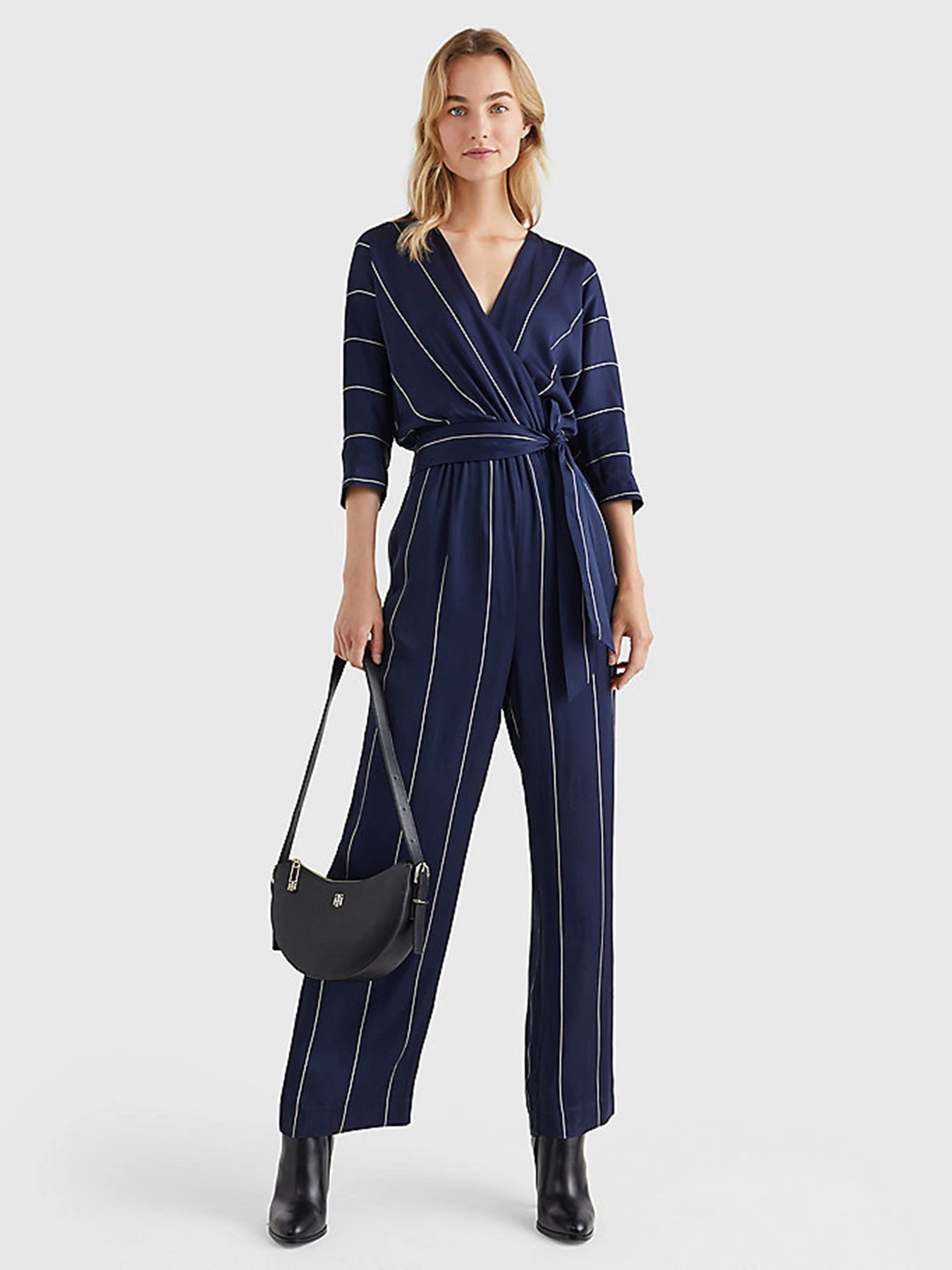 Сумки Tommy Hilfiger модель AW0AW13164-BDS Фото