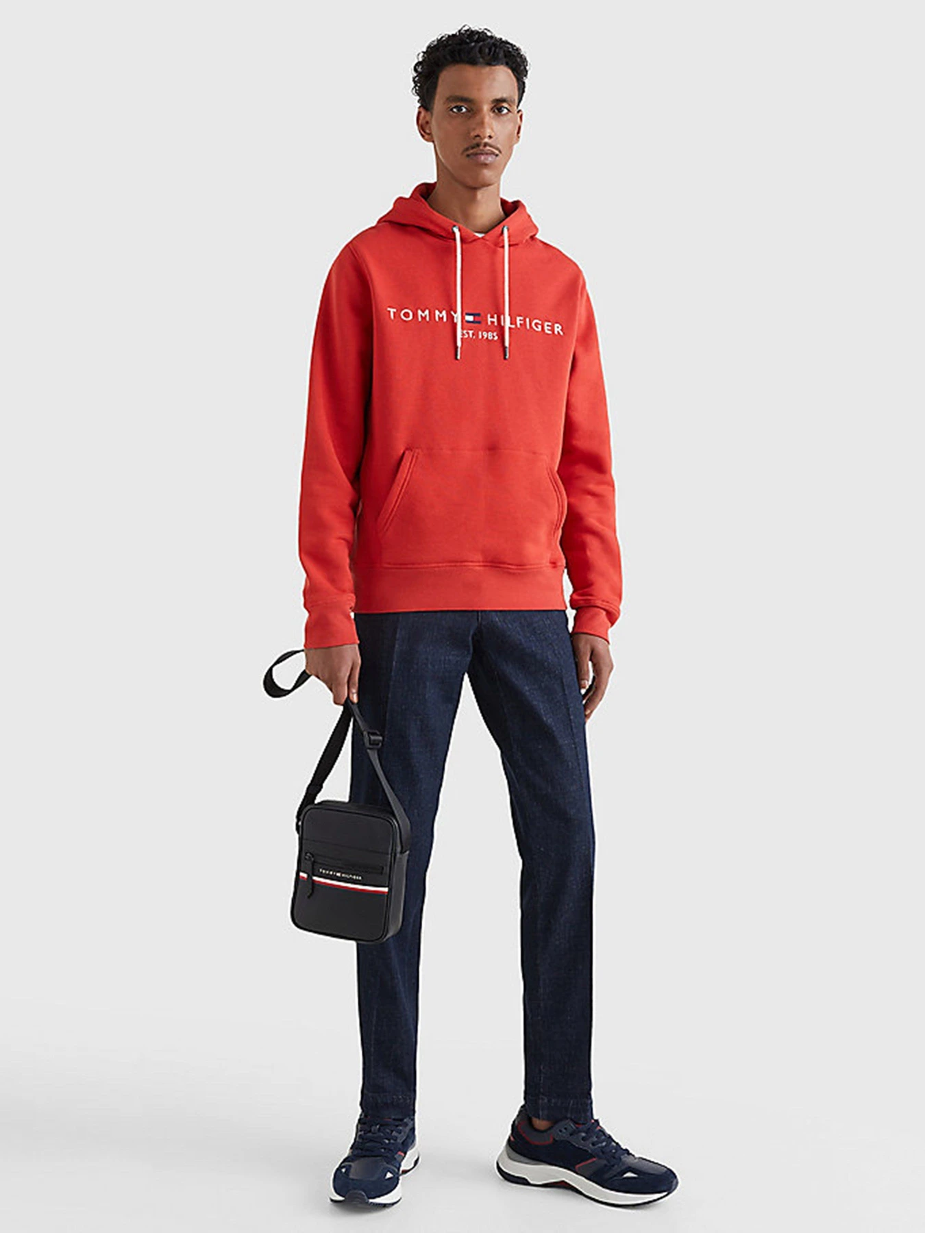 Сумки Tommy Hilfiger модель AM0AM10297-BDS Сумки Tommy Hilfiger модель AM0AM10297-BDS Фото