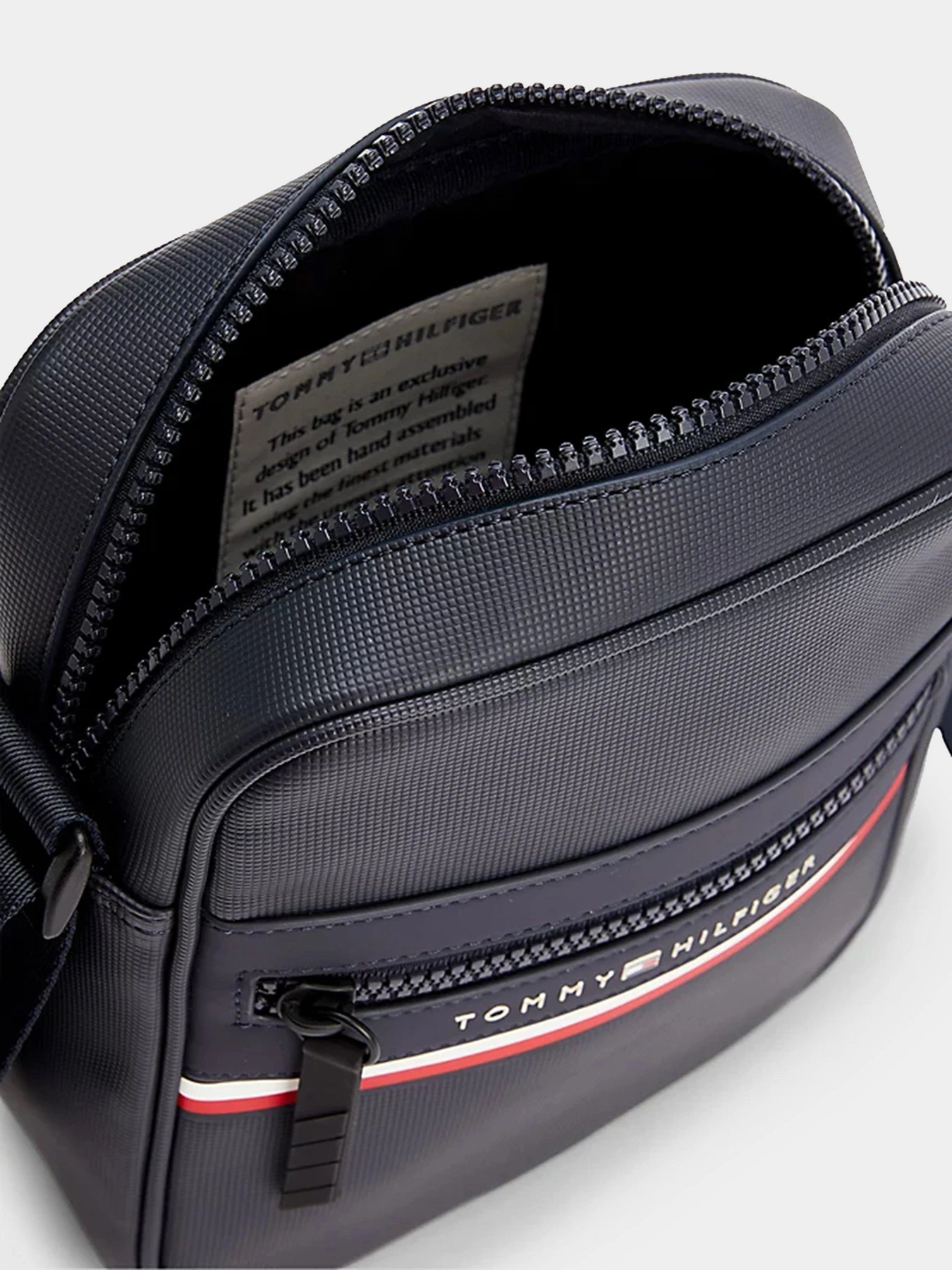 Сумки Tommy Hilfiger модель AM0AM10297-DW6 Сумки Tommy Hilfiger модель AM0AM10297-DW6 Фото