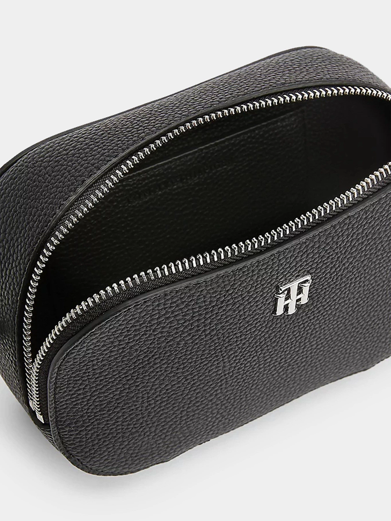 Сумки Tommy Hilfiger ELEMENT модель AW0AW13151-BDS Сумки Tommy Hilfiger ELEMENT модель AW0AW13151-BDS Фото