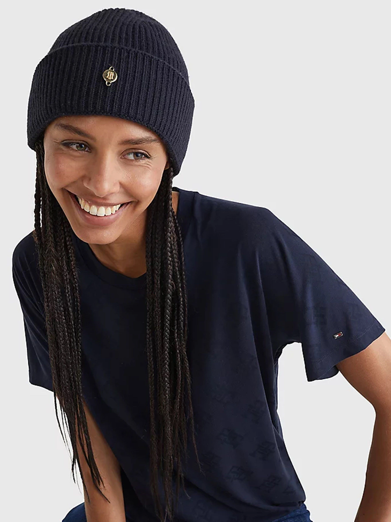 Шапки та кепки Tommy Hilfiger модель AW0AW13820-DW6 Фото