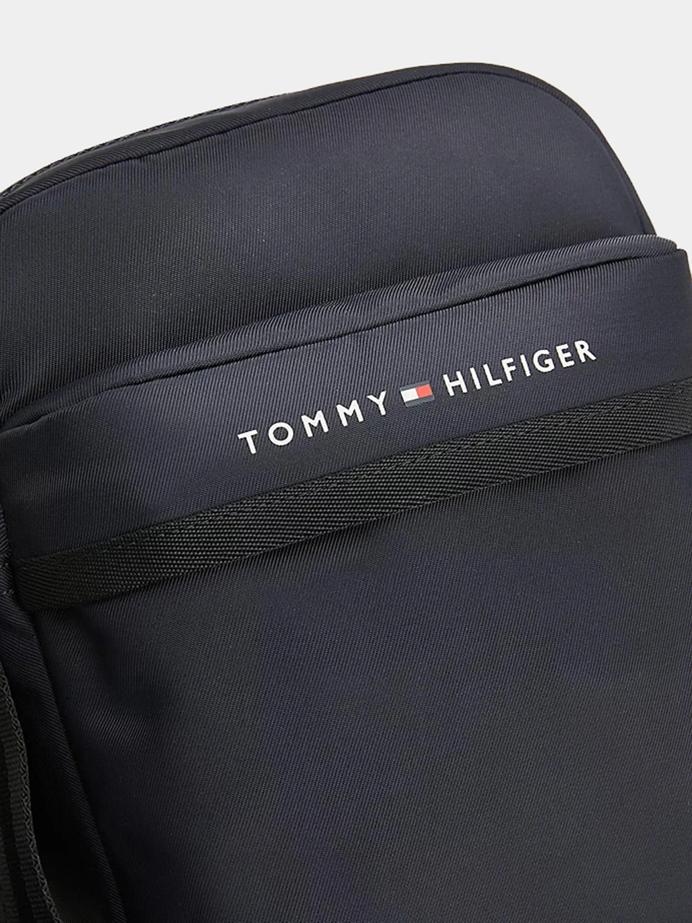 Сумки Tommy Hilfiger модель AM0AM10914-DW6 Сумки Tommy Hilfiger модель AM0AM10914-DW6 Фото