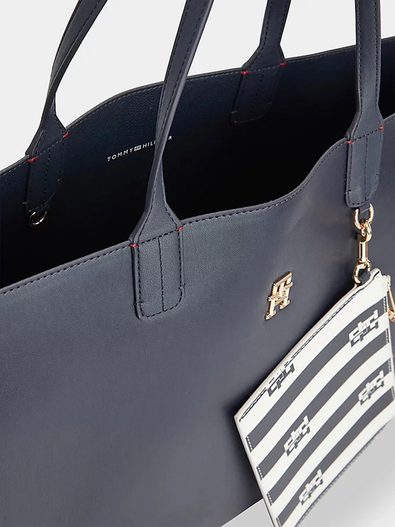 Сумки Tommy Hilfiger модель AW0AW14767-DW6 Сумки Tommy Hilfiger модель AW0AW14767-DW6 Фото