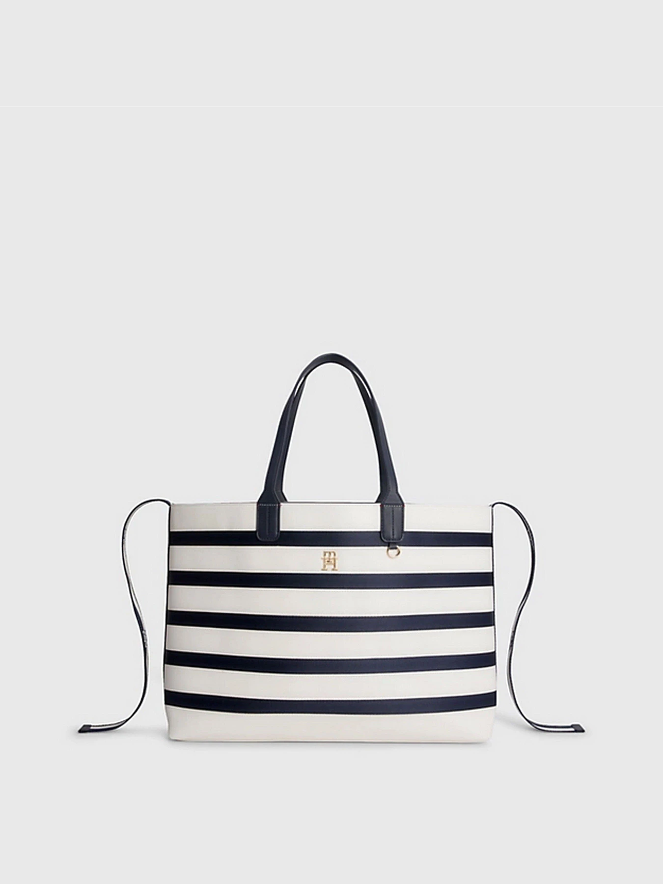 Сумки Tommy Hilfiger модель AW0AW14762-0GY Сумки Tommy Hilfiger модель AW0AW14762-0GY Фото