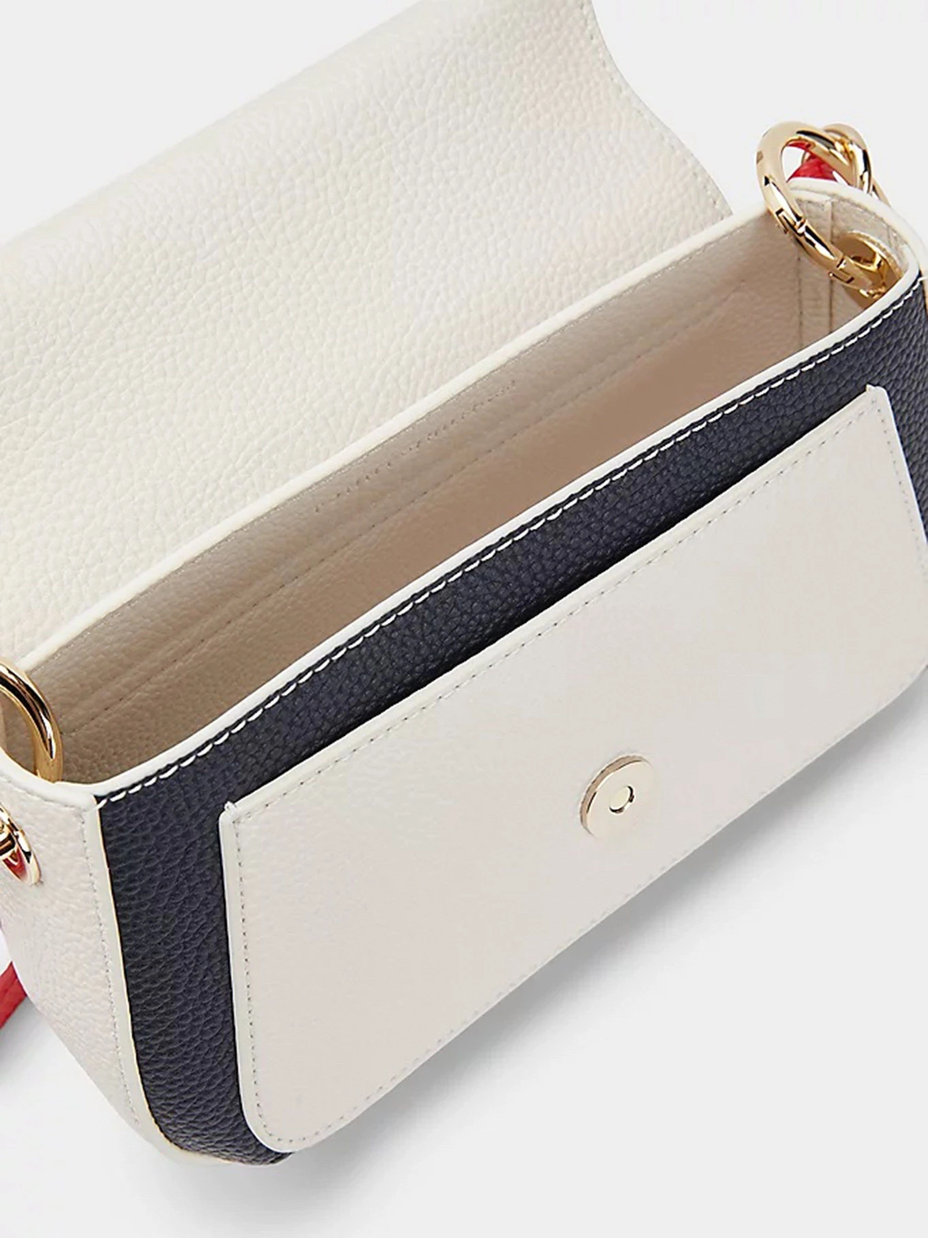 Сумки Tommy Hilfiger модель AW0AW14750-AC0 Сумки Tommy Hilfiger модель AW0AW14750-AC0 Фото