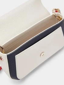 Сумки Tommy Hilfiger модель AW0AW14750-AC0 Фото