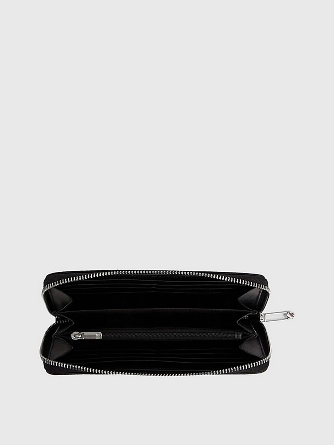 Кошельки Tommy Hilfiger модель AW0AW14639-BDS Кошельки Tommy Hilfiger модель AW0AW14639-BDS Фото