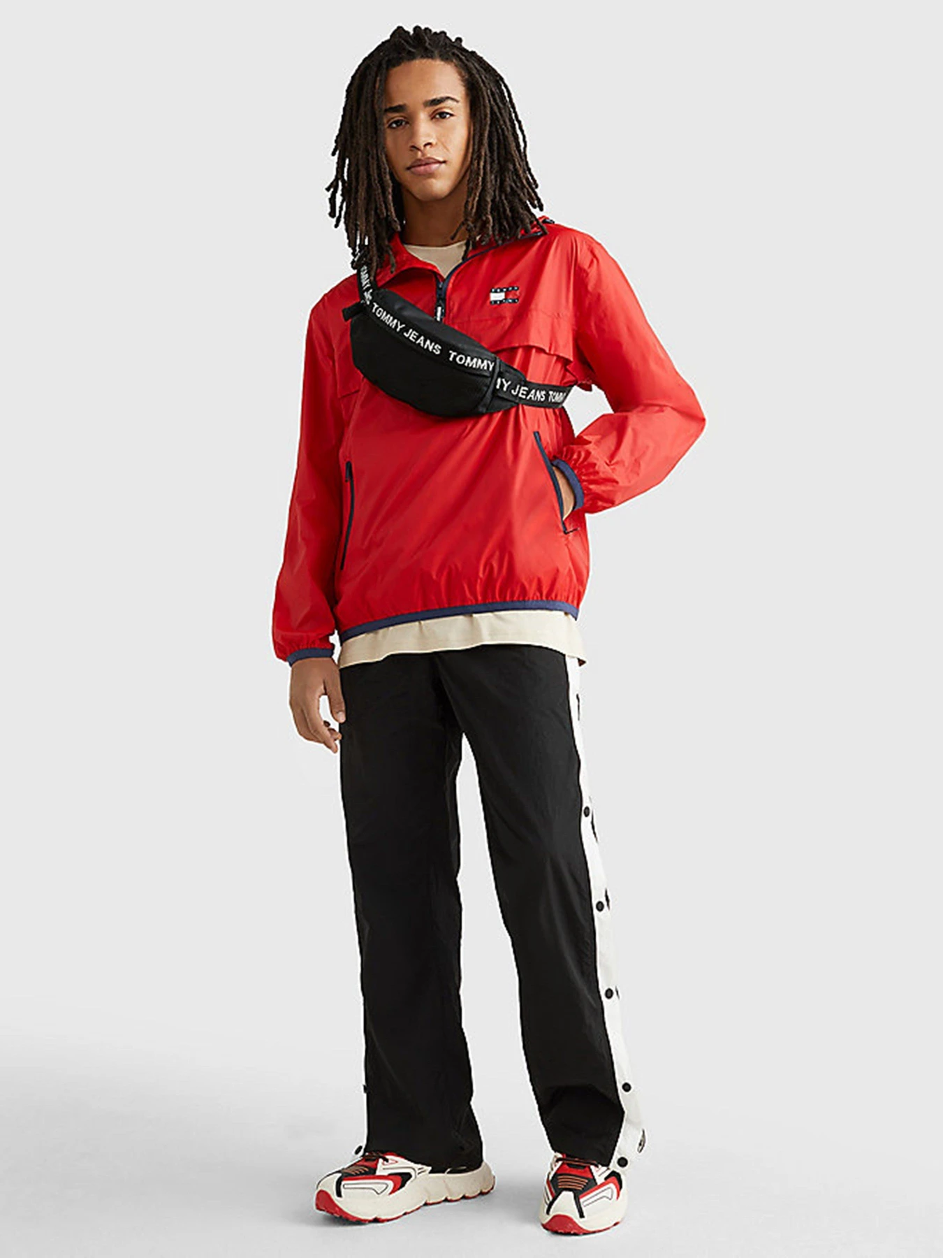Сумки Tommy Hilfiger модель AM0AM10902-BDS Сумки Tommy Hilfiger модель AM0AM10902-BDS Фото