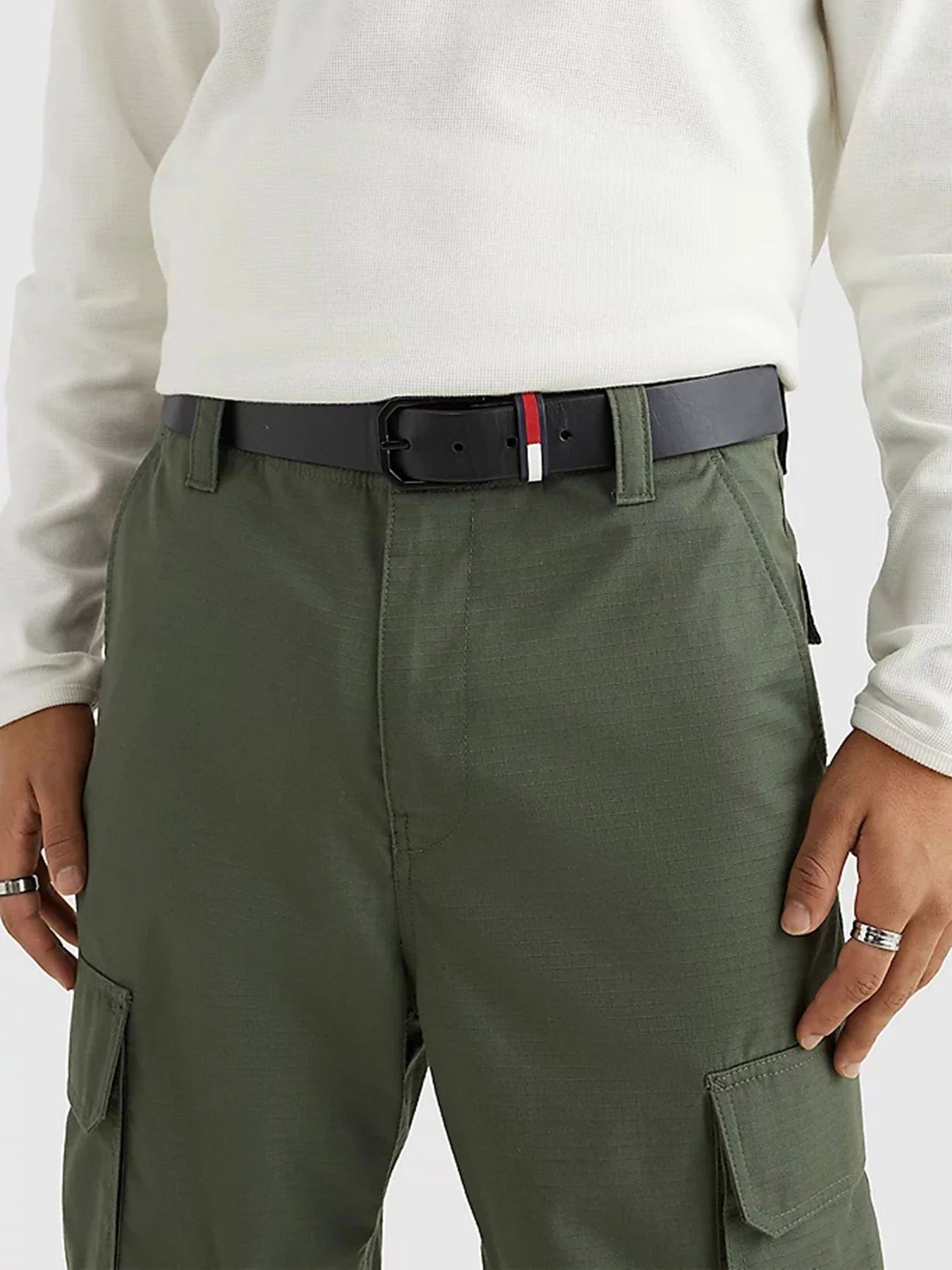 Ремені Tommy Hilfiger модель AM0AM08570-BDS Ремені Tommy Hilfiger модель AM0AM08570-BDS Фото