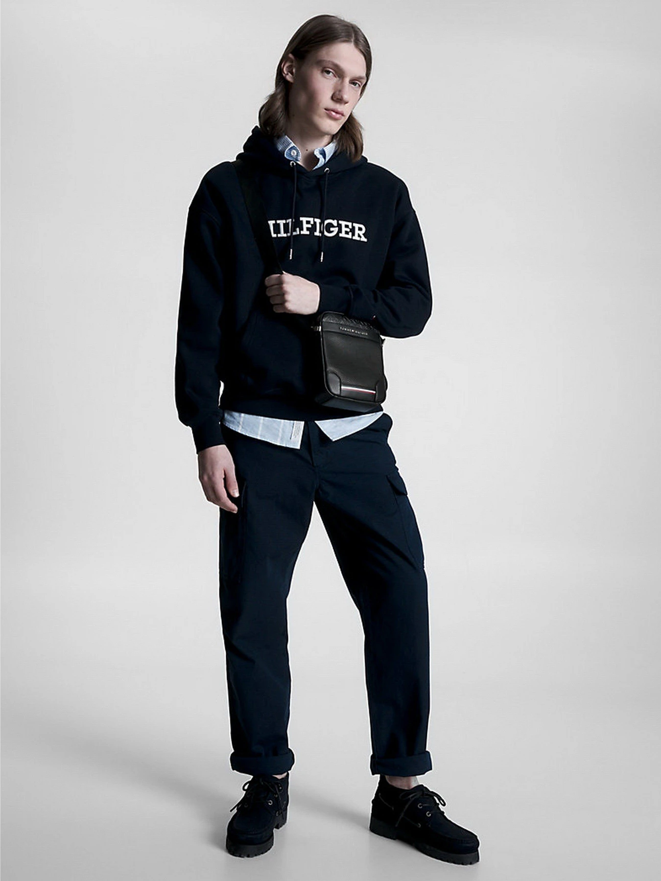 Сумки Tommy Hilfiger модель AM0AM11308-BDS Сумки Tommy Hilfiger модель AM0AM11308-BDS Фото