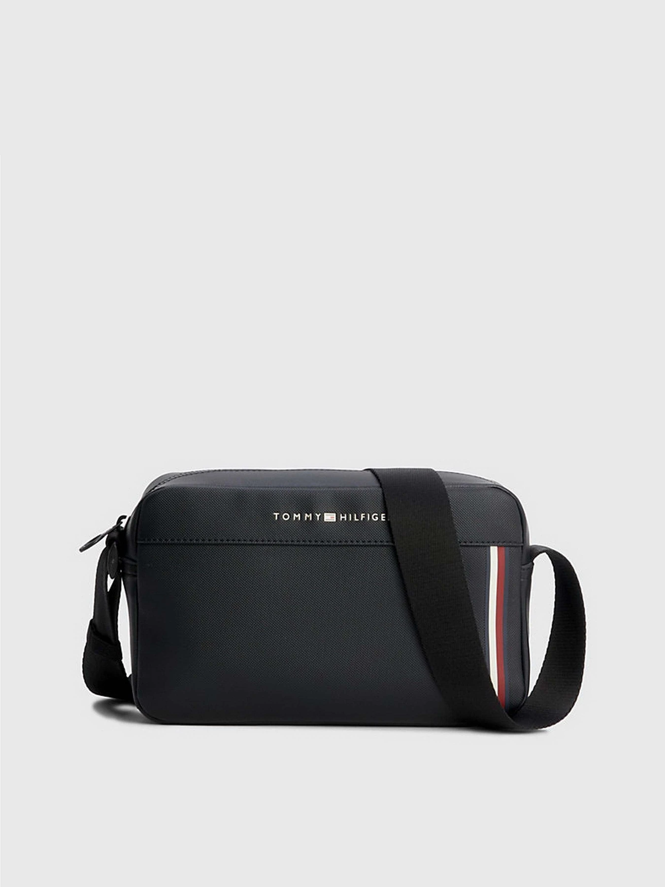 Сумки Tommy Hilfiger Pique Pu Ew Reporter модель AM0AM11382-BDS Сумки Tommy Hilfiger Pique Pu Ew Reporter модель AM0AM11382-BDS Фото