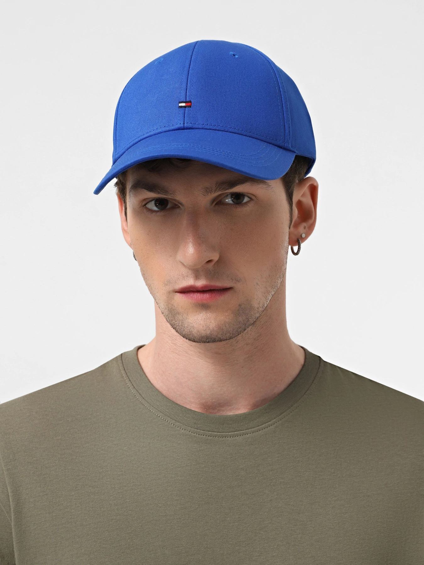 Шапки и кепки Tommy Hilfiger Flag модель AM0AM11242-C66 Шапки и кепки Tommy Hilfiger Flag модель AM0AM11242-C66 Фото