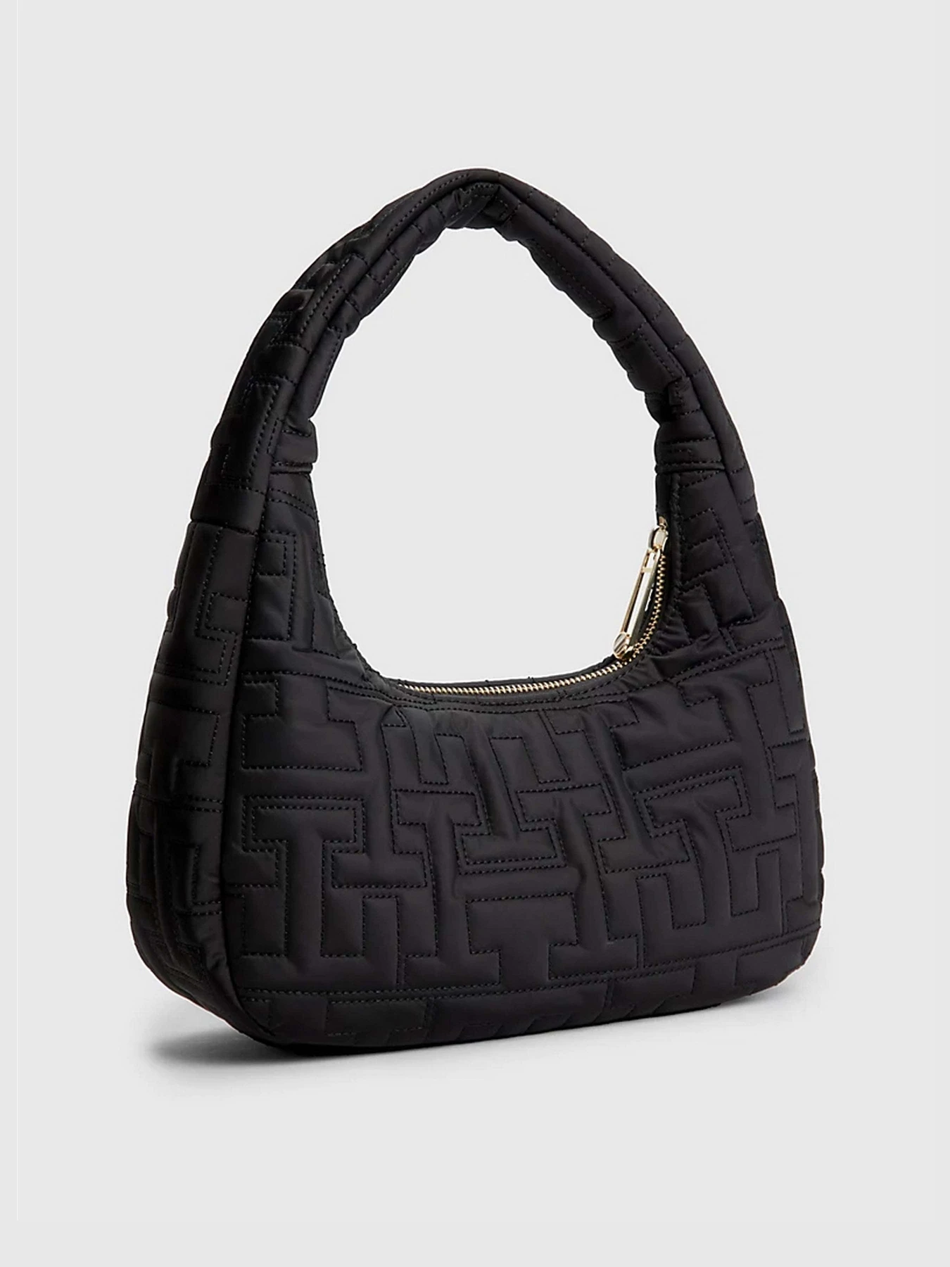 Сумки Tommy Hilfiger модель AW0AW15082-BDS Сумки Tommy Hilfiger модель AW0AW15082-BDS Фото