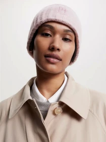 Шапки та кепки Tommy Hilfiger ICONIC MONOGRAM EMBROIDERY BEANIE модель AW0AW15153-TH2 Фото