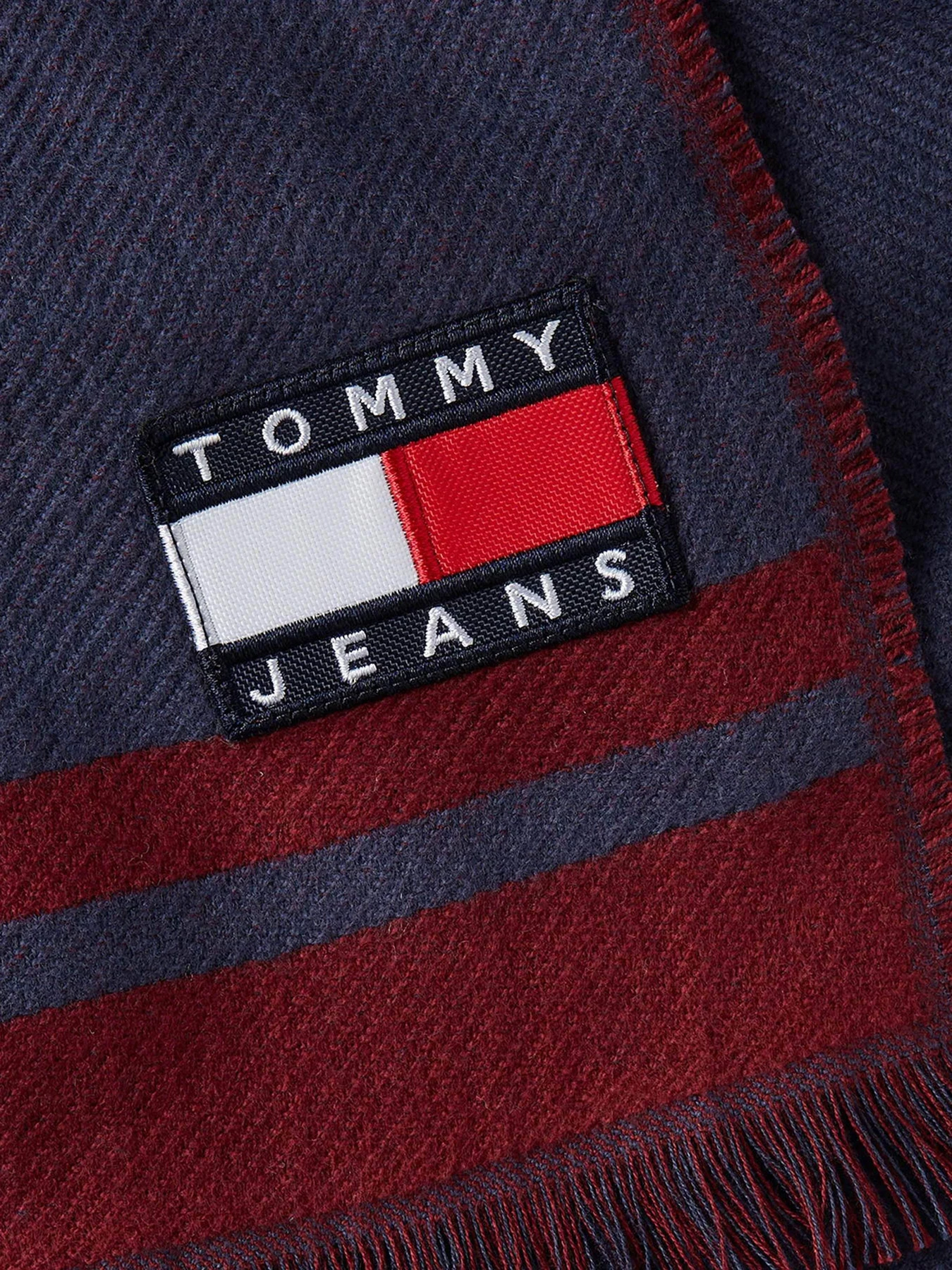 Шарфи та хустки Tommy Hilfiger модель AM0AM11704-0GY Шарфи та хустки Tommy Hilfiger модель AM0AM11704-0GY Фото