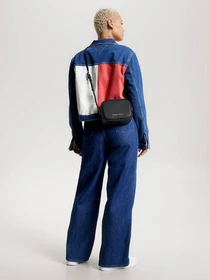 Сумки Tommy Hilfiger Tjw Must Camera Bag Regular Pu модель AW0AW15420-BDS Фото