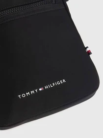 Сумки Tommy Hilfiger Th Skyline Mini Crossover модель AM0AM11547-BDS Фото