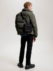 Сумки Tommy Hilfiger Th Skyline Mini Crossover модель AM0AM11547-BDS Фото