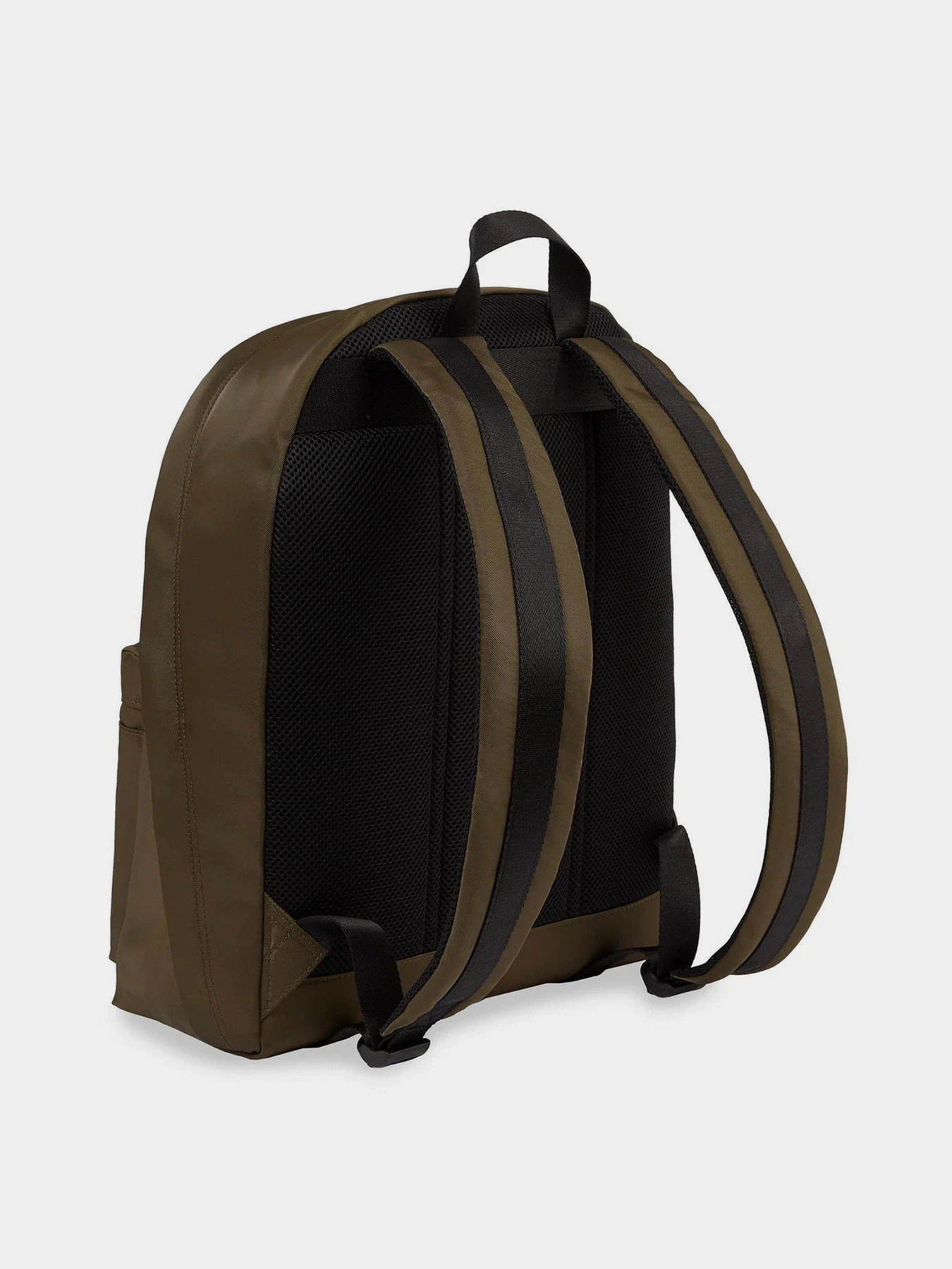 Рюкзаки Tommy Hilfiger Th Monotype Dome Backpack модель AM0AM12112-RBN Рюкзаки Tommy Hilfiger Th Monotype Dome Backpack модель AM0AM12112-RBN Фото