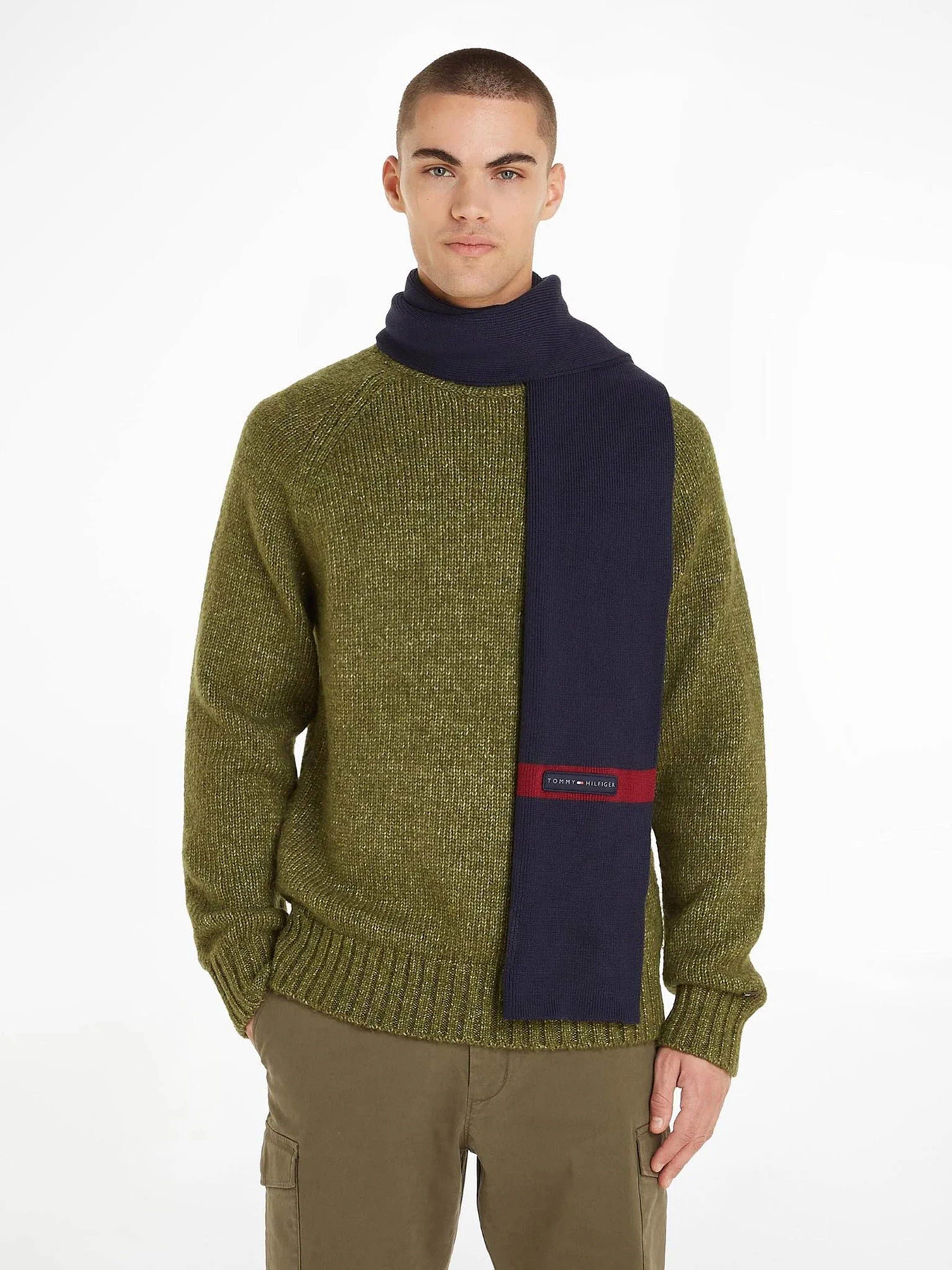 Шарфи та хустки Tommy Hilfiger Th Skyline Knit модель AM0AM11496-DW6 Шарфи та хустки Tommy Hilfiger Th Skyline Knit модель AM0AM11496-DW6 Фото