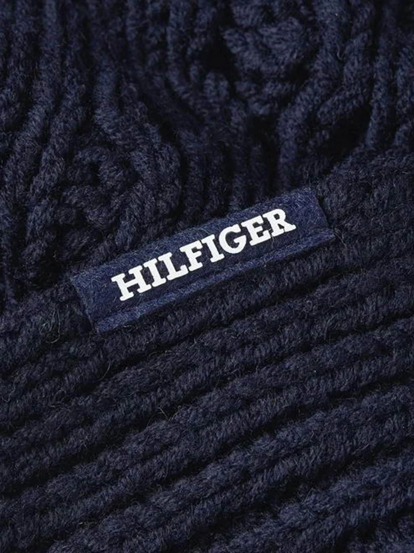 Шарфи та хустки Tommy Hilfiger Monotype Chunky Knit модель AM0AM11507-DW6 Шарфи та хустки Tommy Hilfiger Monotype Chunky Knit модель AM0AM11507-DW6 Фото