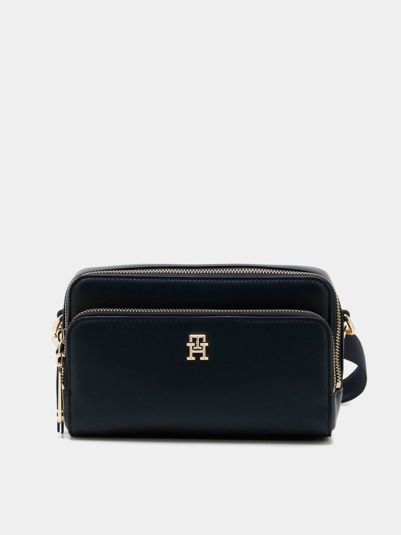 Сумки Tommy Hilfiger Iconic Tommy Camera Bag Solid модель AW0AW15207-BDS Сумки Tommy Hilfiger Iconic Tommy Camera Bag Solid модель AW0AW15207-BDS Фото