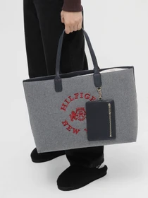 Сумки Tommy Hilfiger Iconic Tommy Tote Wool Logo модель AW0AW15576-PSE Фото