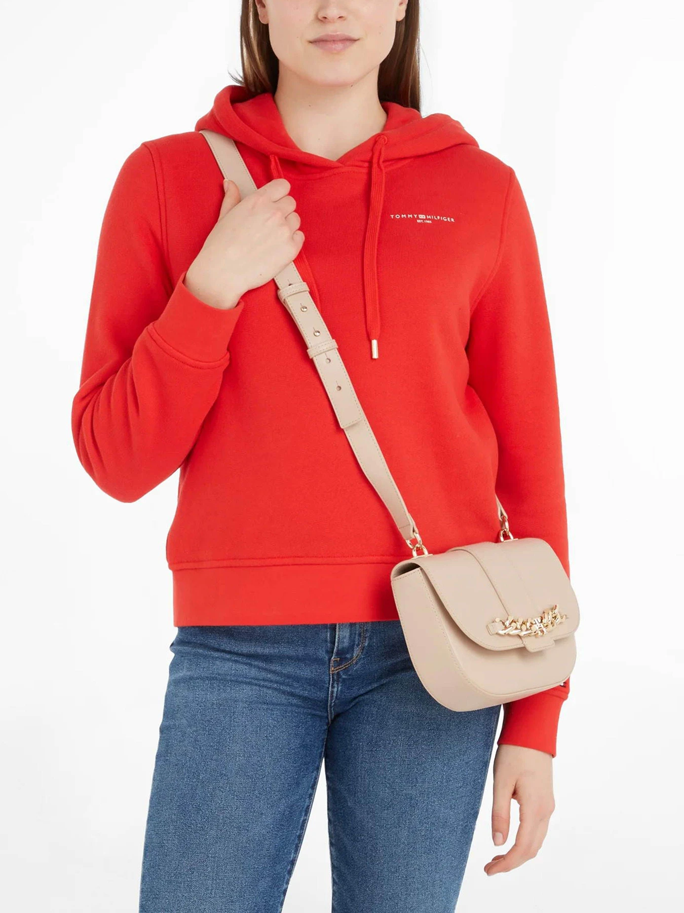 Сумки Tommy Hilfiger Th Luxe Crossover модель AW0AW15604-ABO Сумки Tommy Hilfiger Th Luxe Crossover модель AW0AW15604-ABO Фото