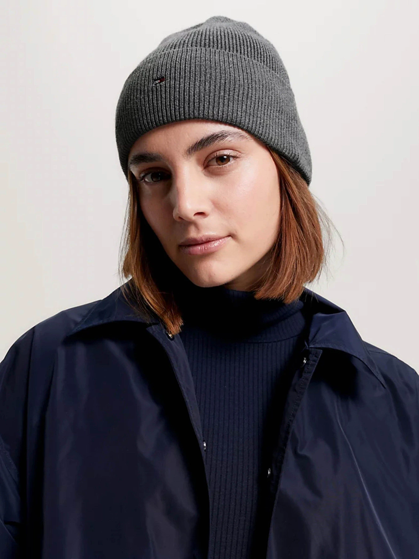 Шапки и кепки Tommy Hilfiger модель AW0AW15309-P4A Фото