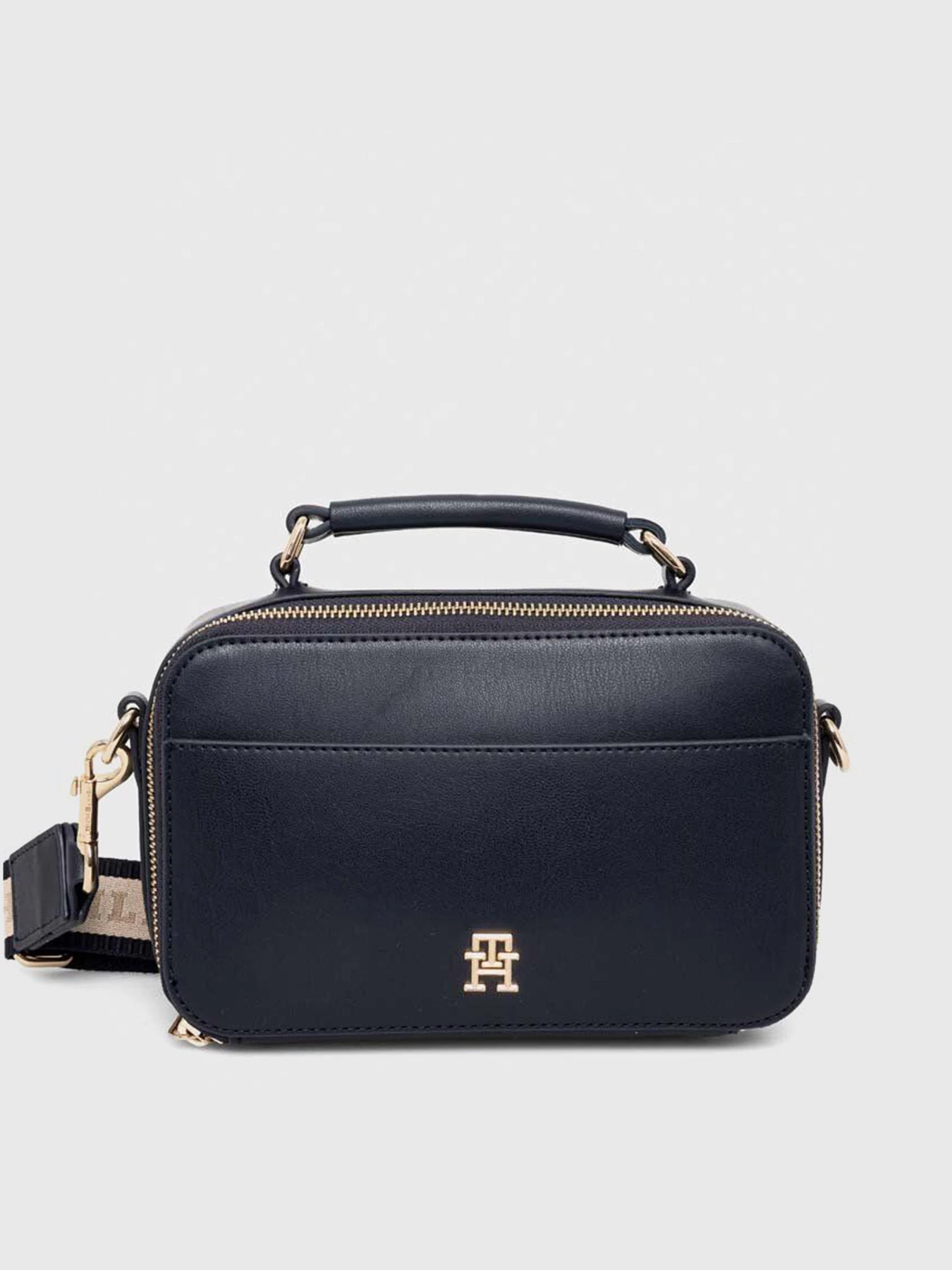 Сумки Tommy Hilfiger модель AW0AW15689-DW6 Сумки Tommy Hilfiger модель AW0AW15689-DW6 Фото