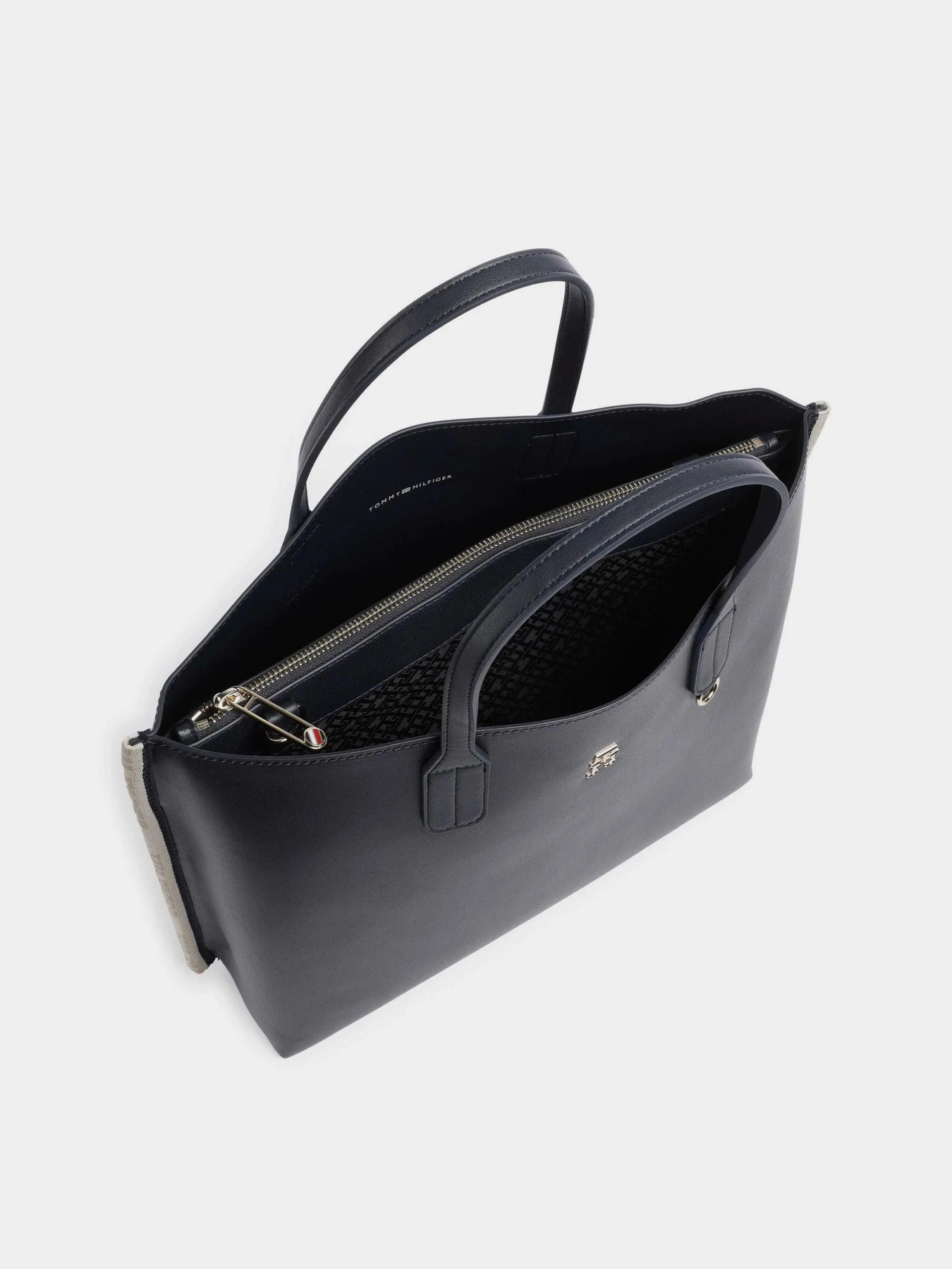 Сумки Tommy Hilfiger модель AW0AW15692-DW6 Сумки Tommy Hilfiger модель AW0AW15692-DW6 Фото