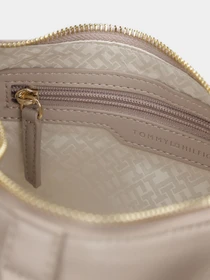 Сумки Tommy Hilfiger модель AW0AW15715-PKB Фото