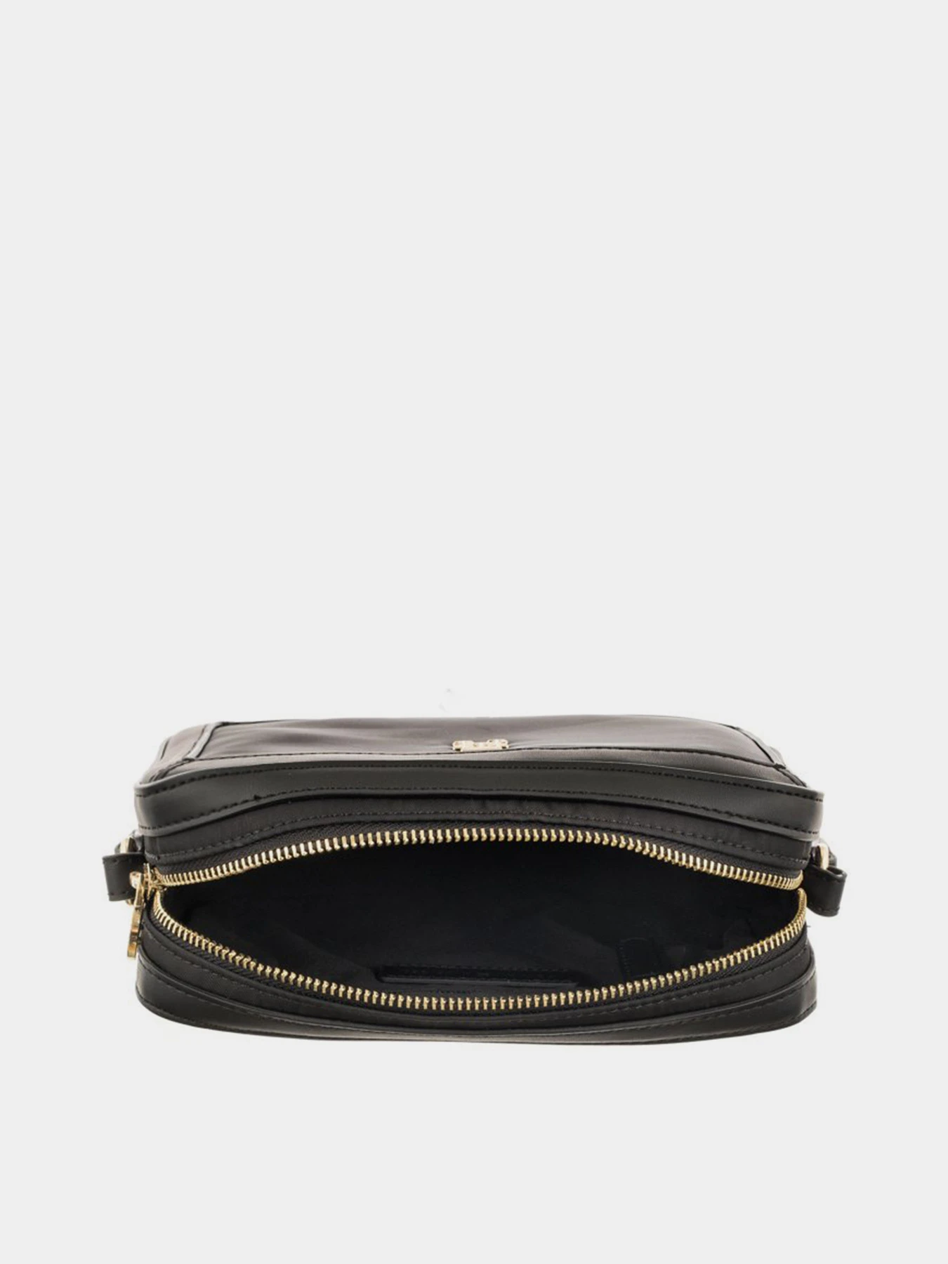 Сумки Tommy Hilfiger модель AW0AW15716-BDS Сумки Tommy Hilfiger модель AW0AW15716-BDS Фото