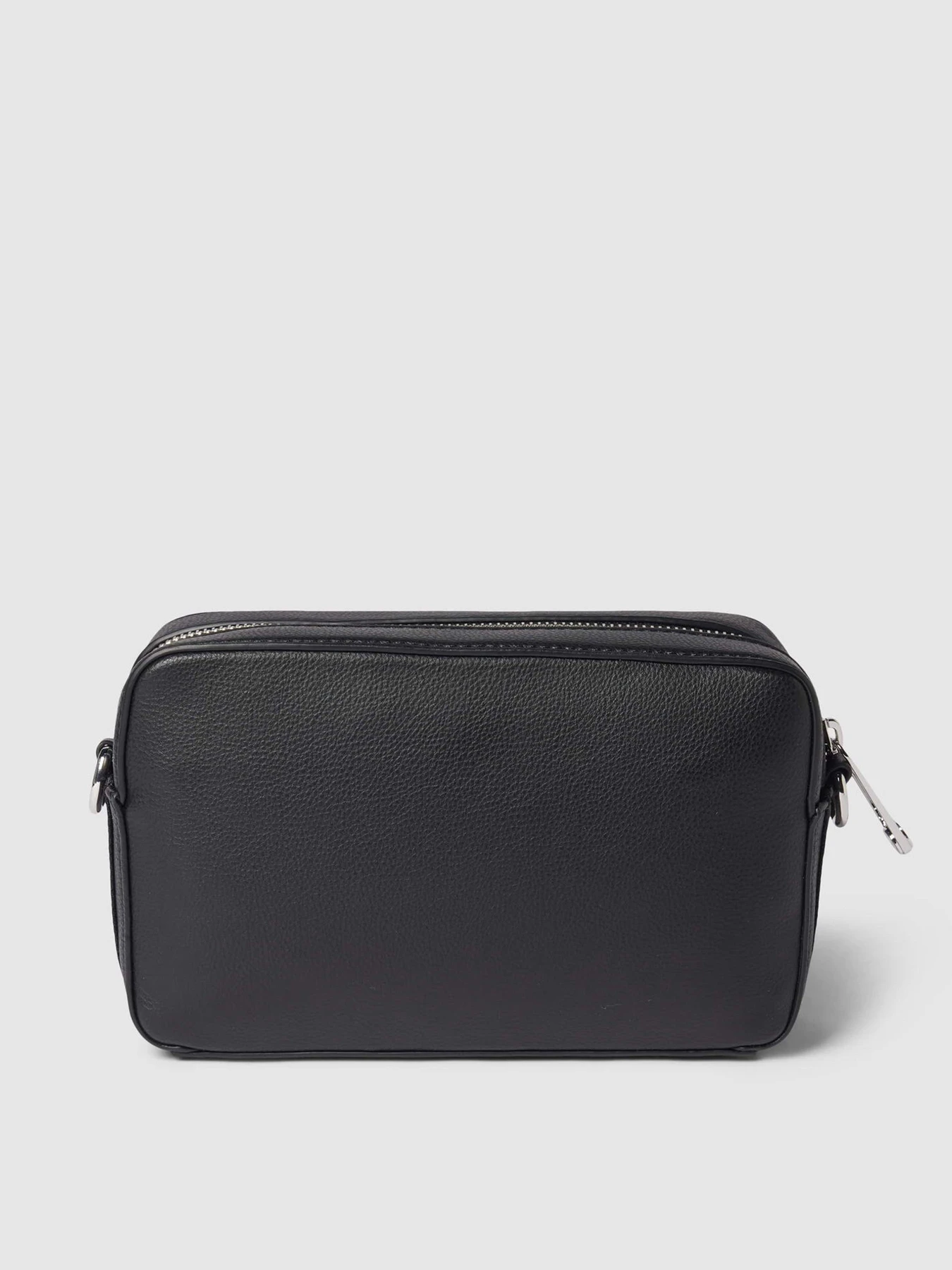 Сумки Tommy Hilfiger модель AW0AW15724-BDS Сумки Tommy Hilfiger модель AW0AW15724-BDS Фото