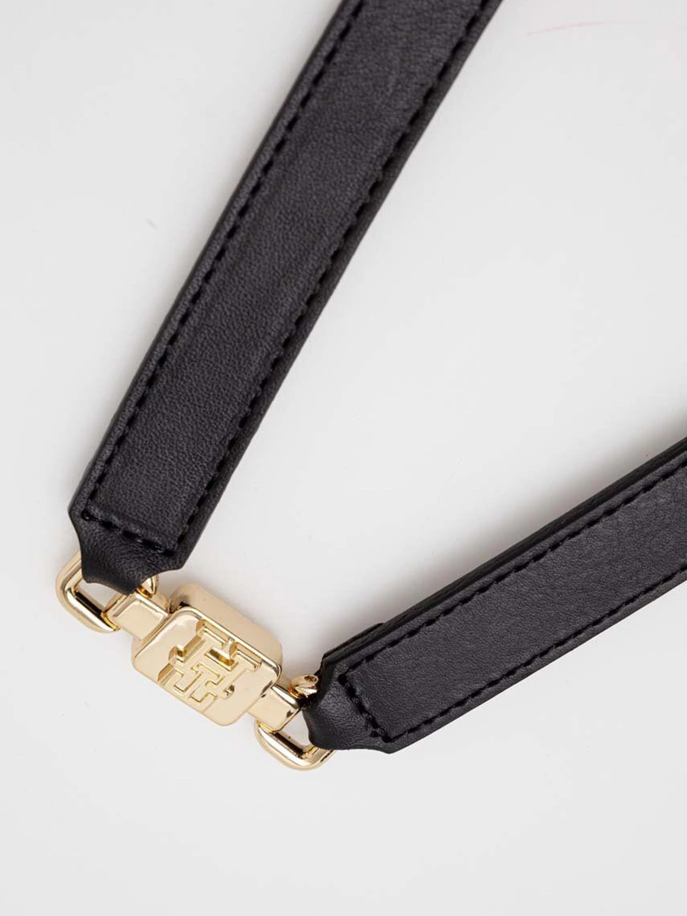 Ремені Tommy Hilfiger модель AW0AW15764-BDS Ремені Tommy Hilfiger модель AW0AW15764-BDS Фото