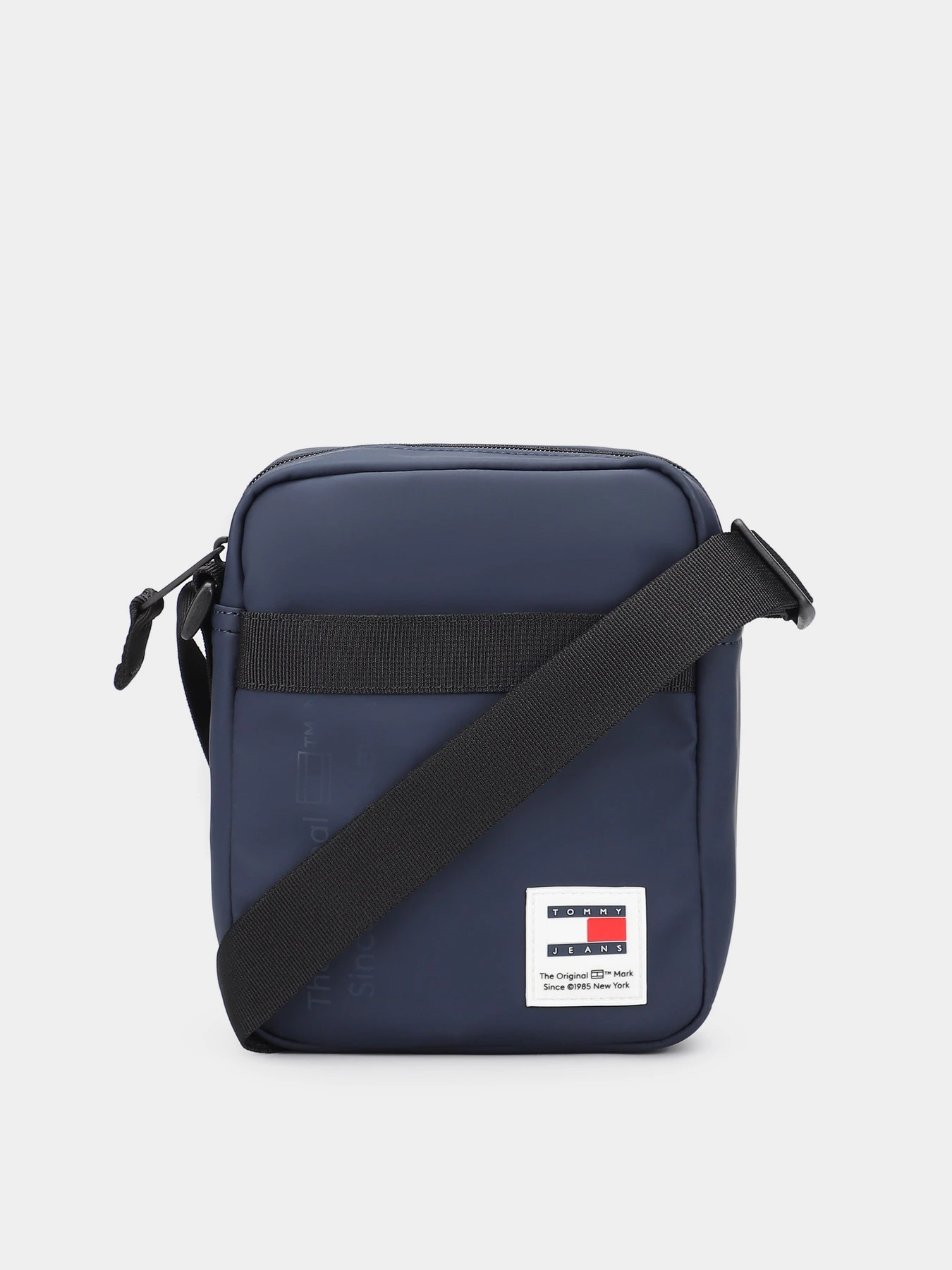 Сумки Tommy Hilfiger модель AM0AM11962-C1G Сумки Tommy Hilfiger модель AM0AM11962-C1G Фото