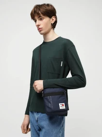 Сумки Tommy Hilfiger модель AM0AM11962-C1G Фото