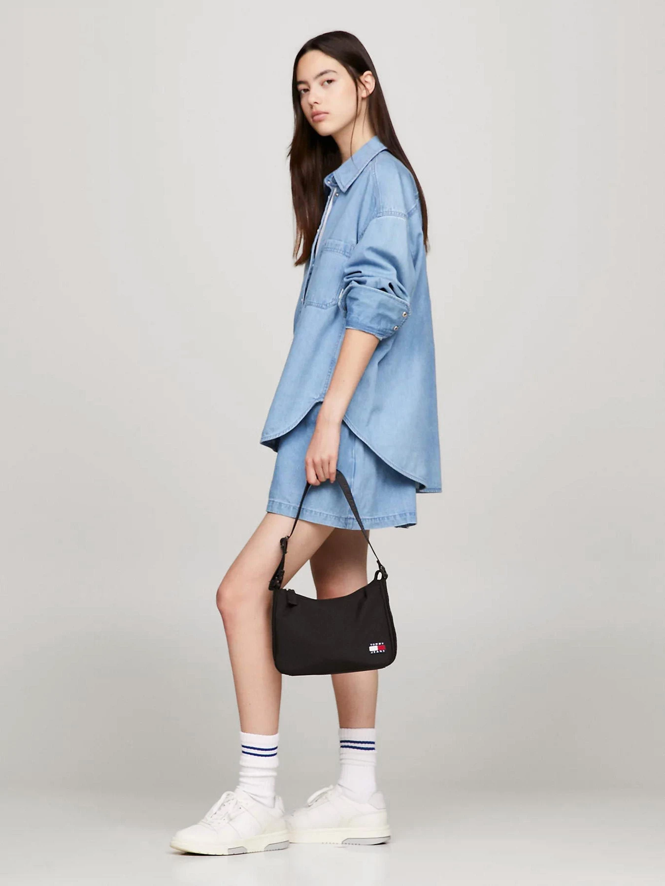 Сумки Tommy Hilfiger модель AW0AW15815-BDS Фото