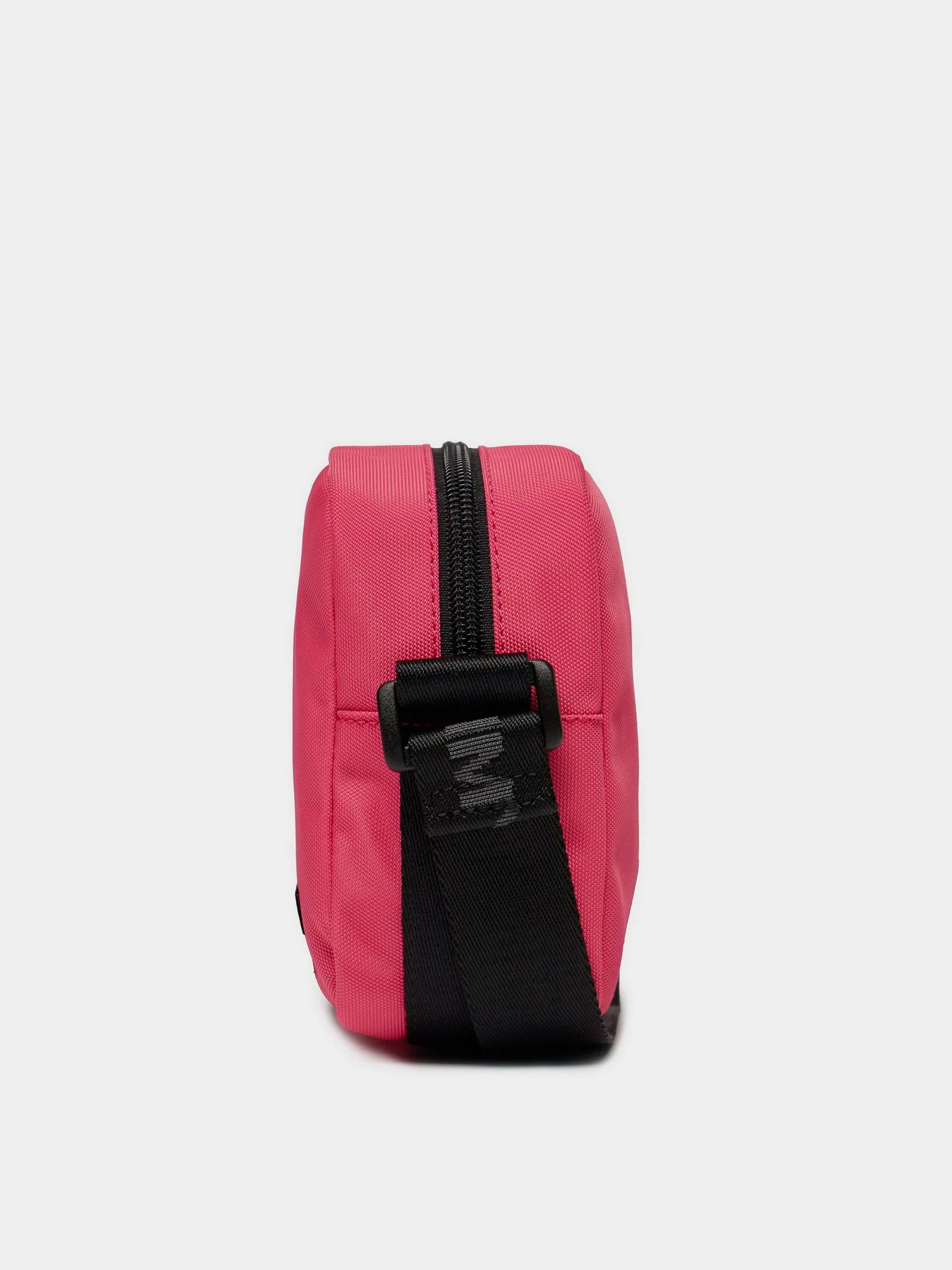 Сумки Tommy Hilfiger модель AW0AW15818-THW Сумки Tommy Hilfiger модель AW0AW15818-THW Фото