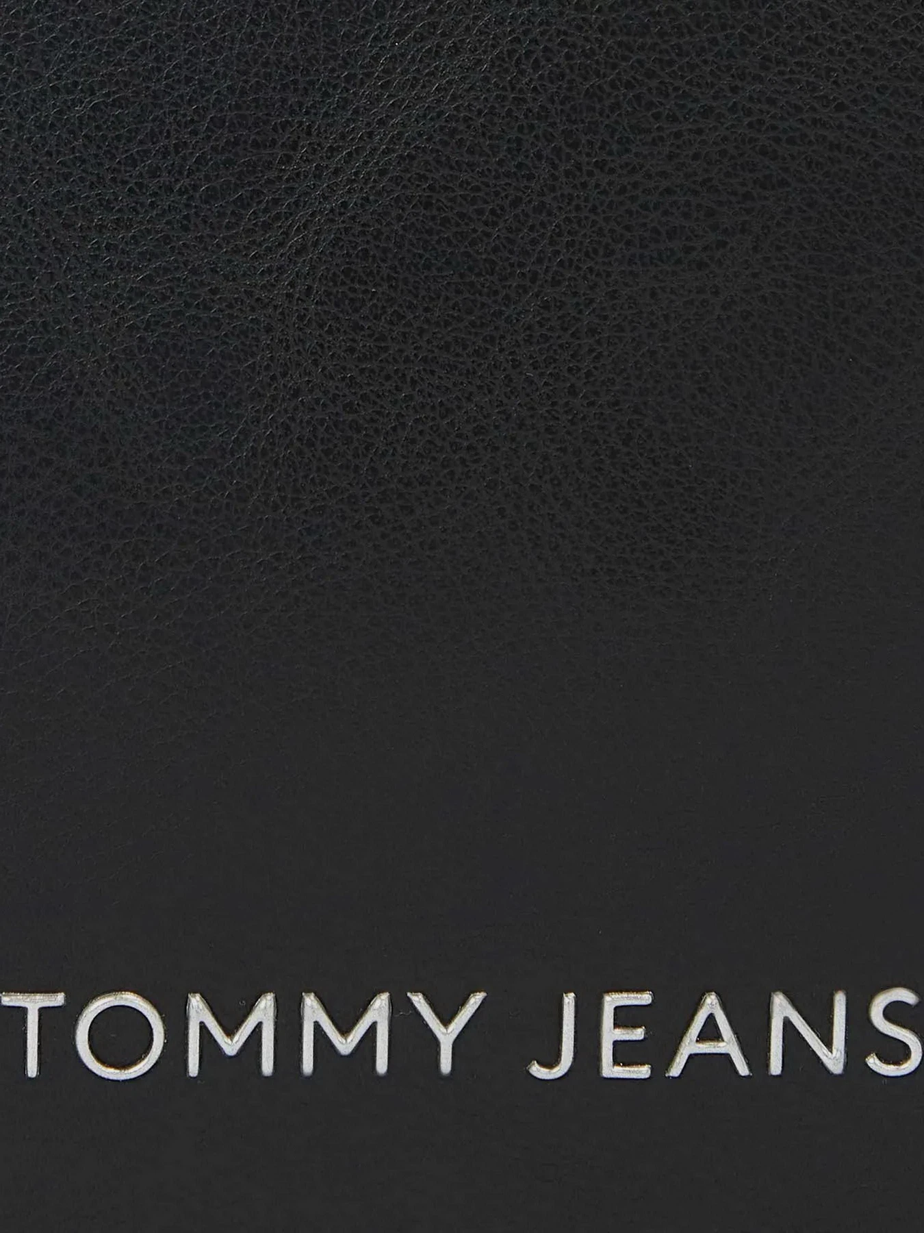 Сумки Tommy Hilfiger модель AW0AW15828-BDS Сумки Tommy Hilfiger модель AW0AW15828-BDS Фото